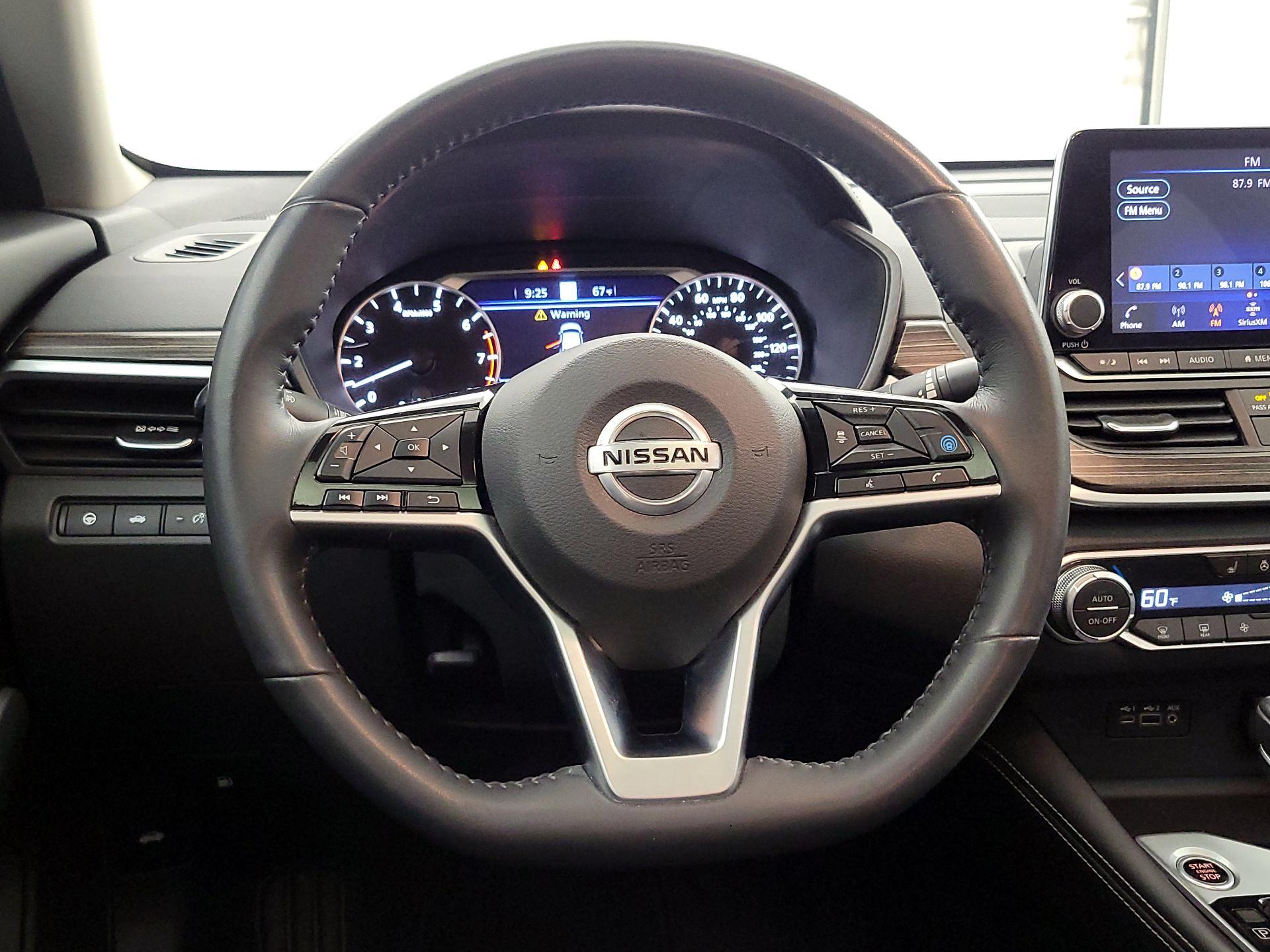 Thumbnail: 2022 Nissan Altima - 10