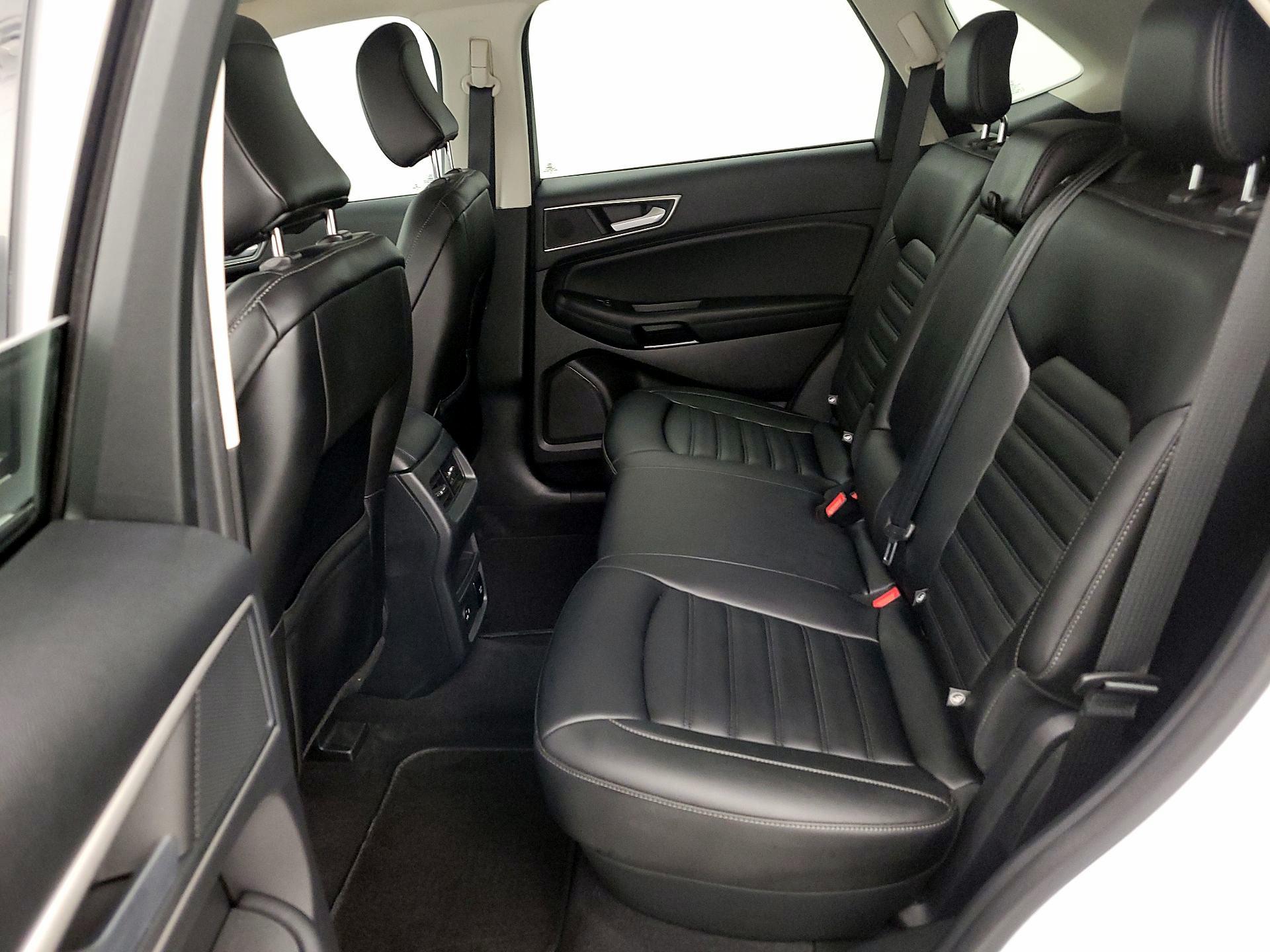 Thumbnail: 2021 Ford Edge - 20