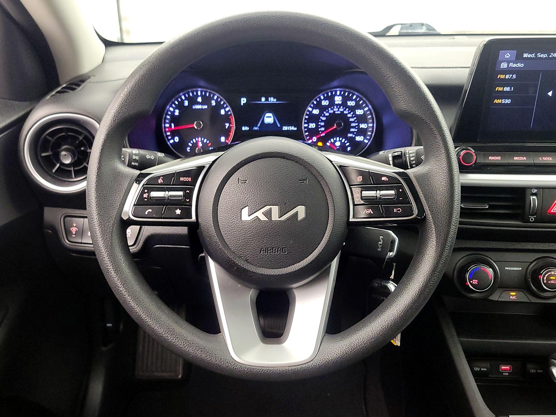 Thumbnail: 2023 Kia Forte - 10