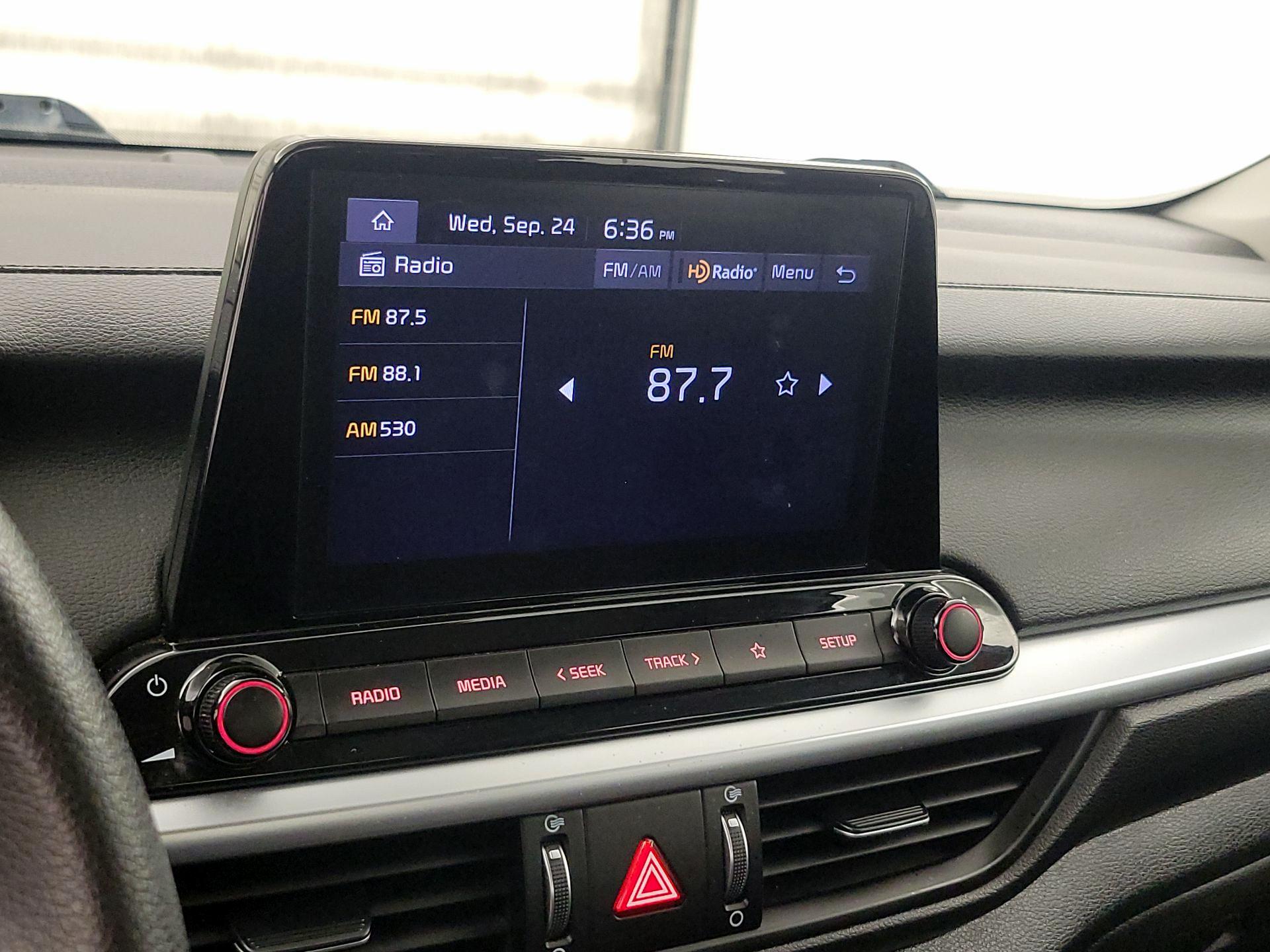 Thumbnail: 2023 Kia Forte - 15
