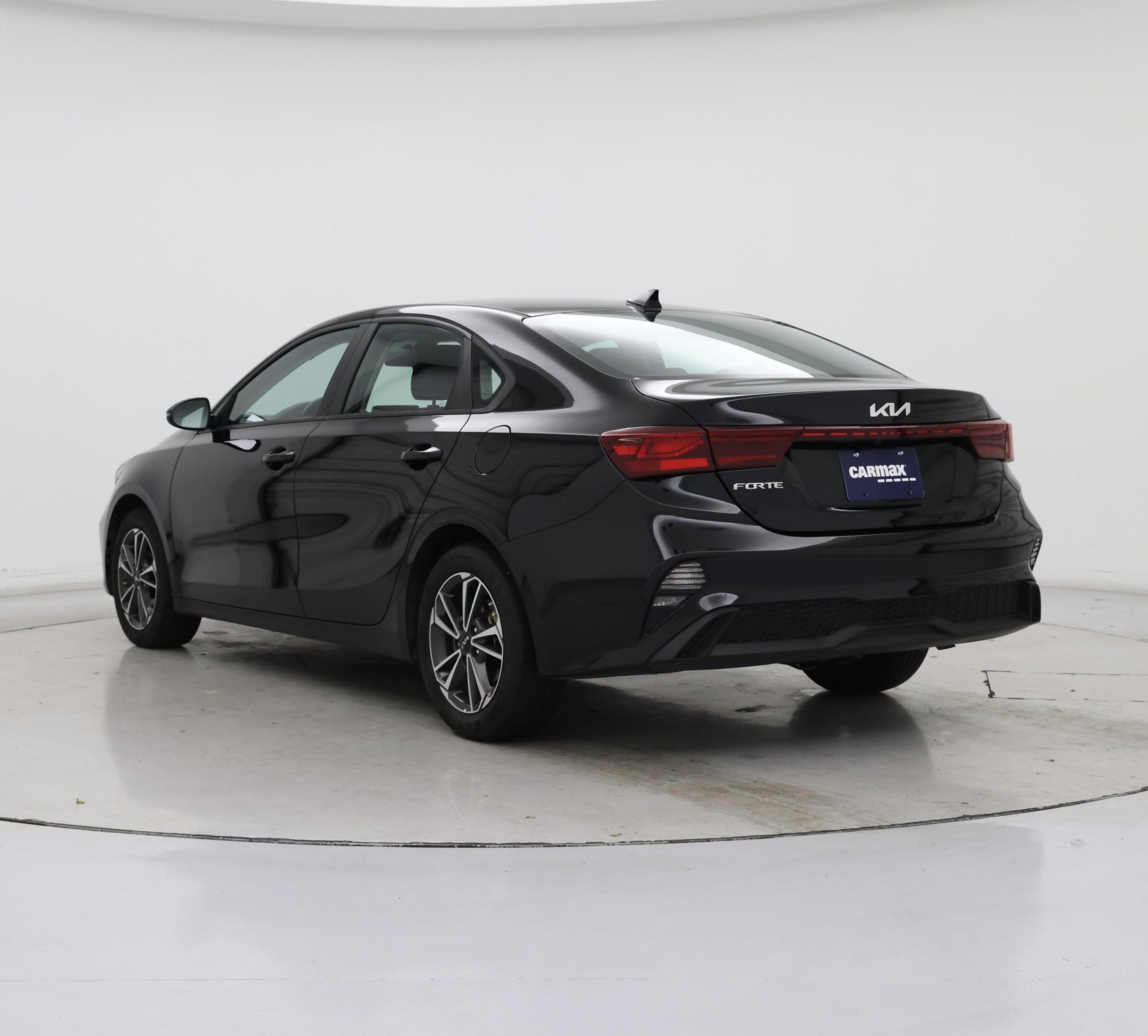 Thumbnail: 2023 Kia Forte - 2