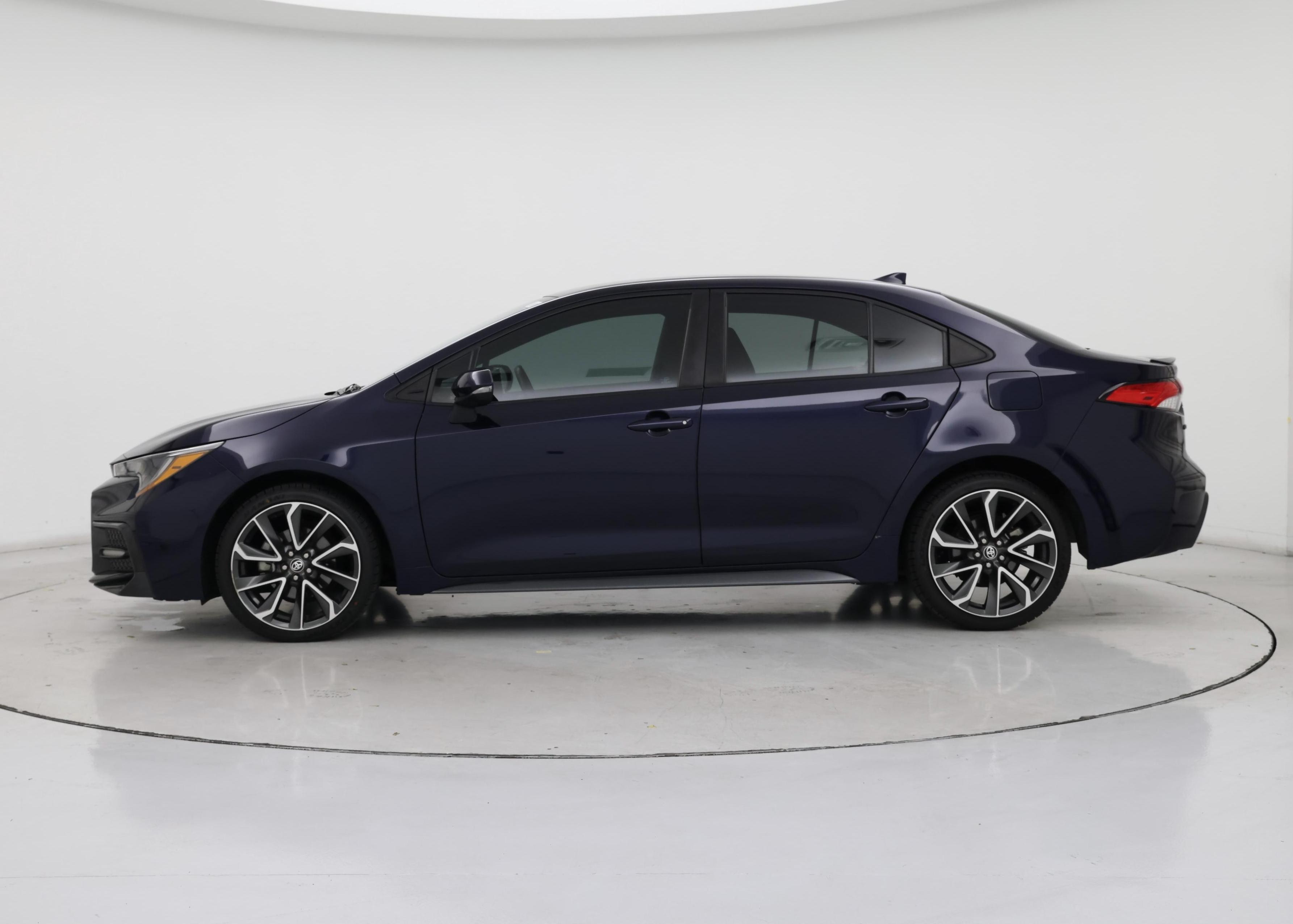 Thumbnail: 2022 Toyota Corolla - 3