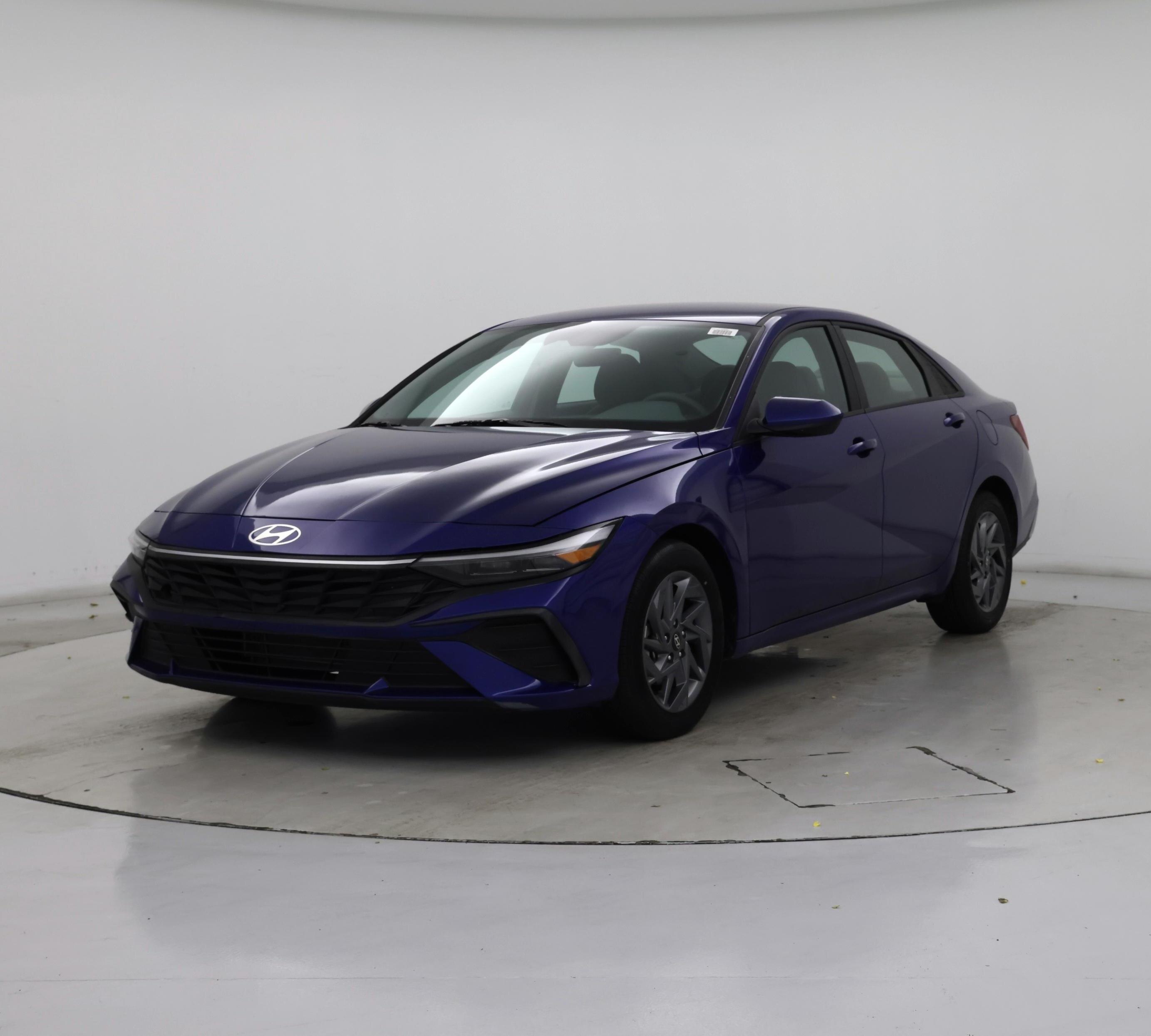 Thumbnail: 2024 Hyundai Elantra - 4