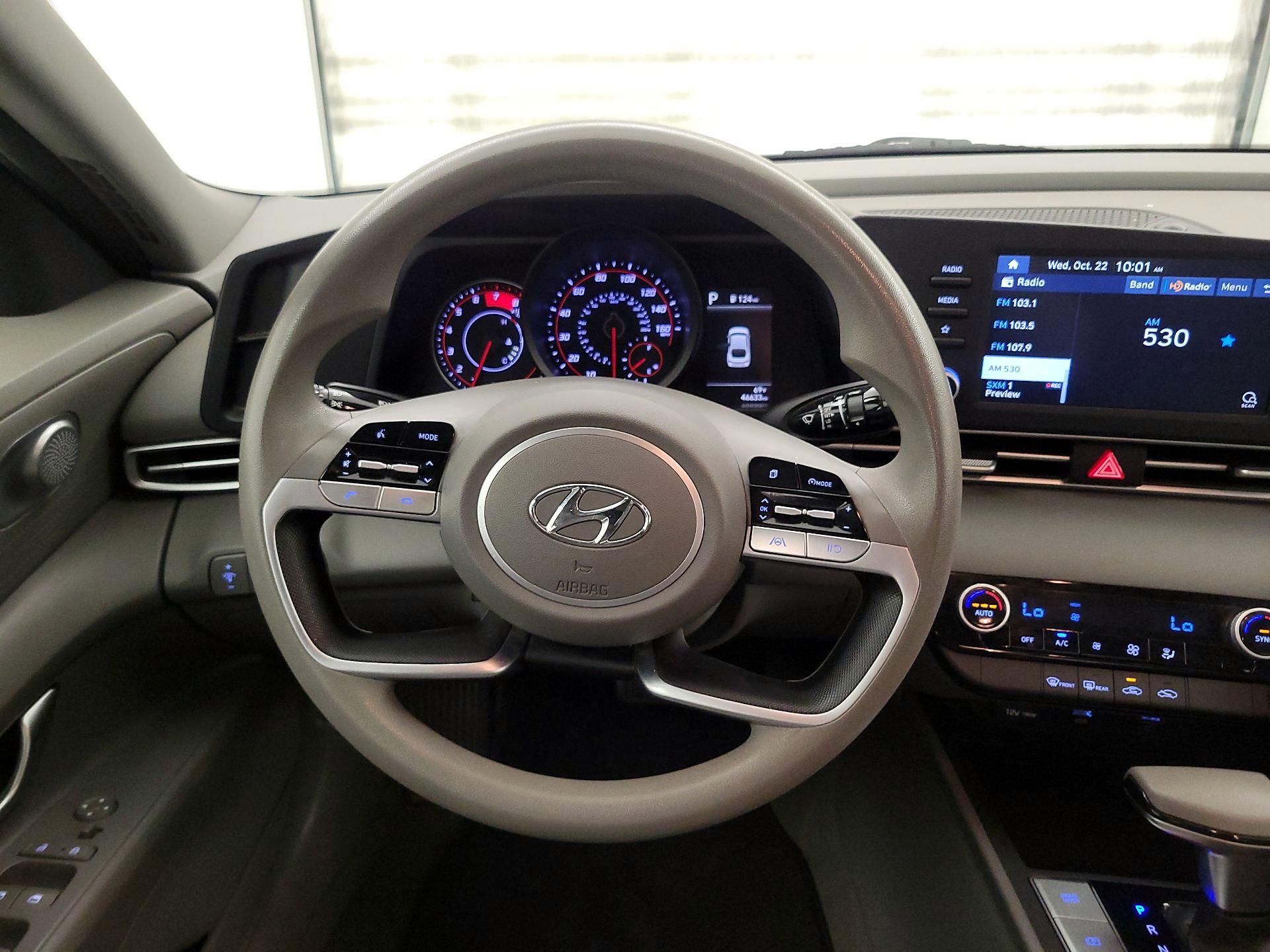 Thumbnail: 2021 Hyundai Elantra - 10
