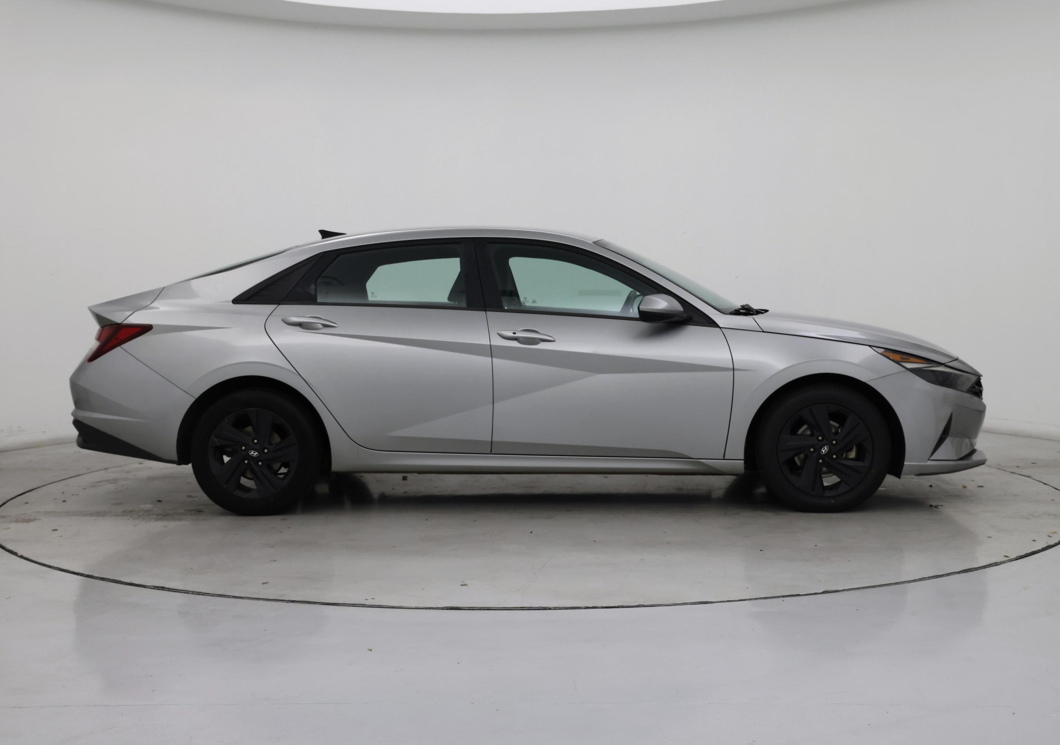 Thumbnail: 2021 Hyundai Elantra - 7
