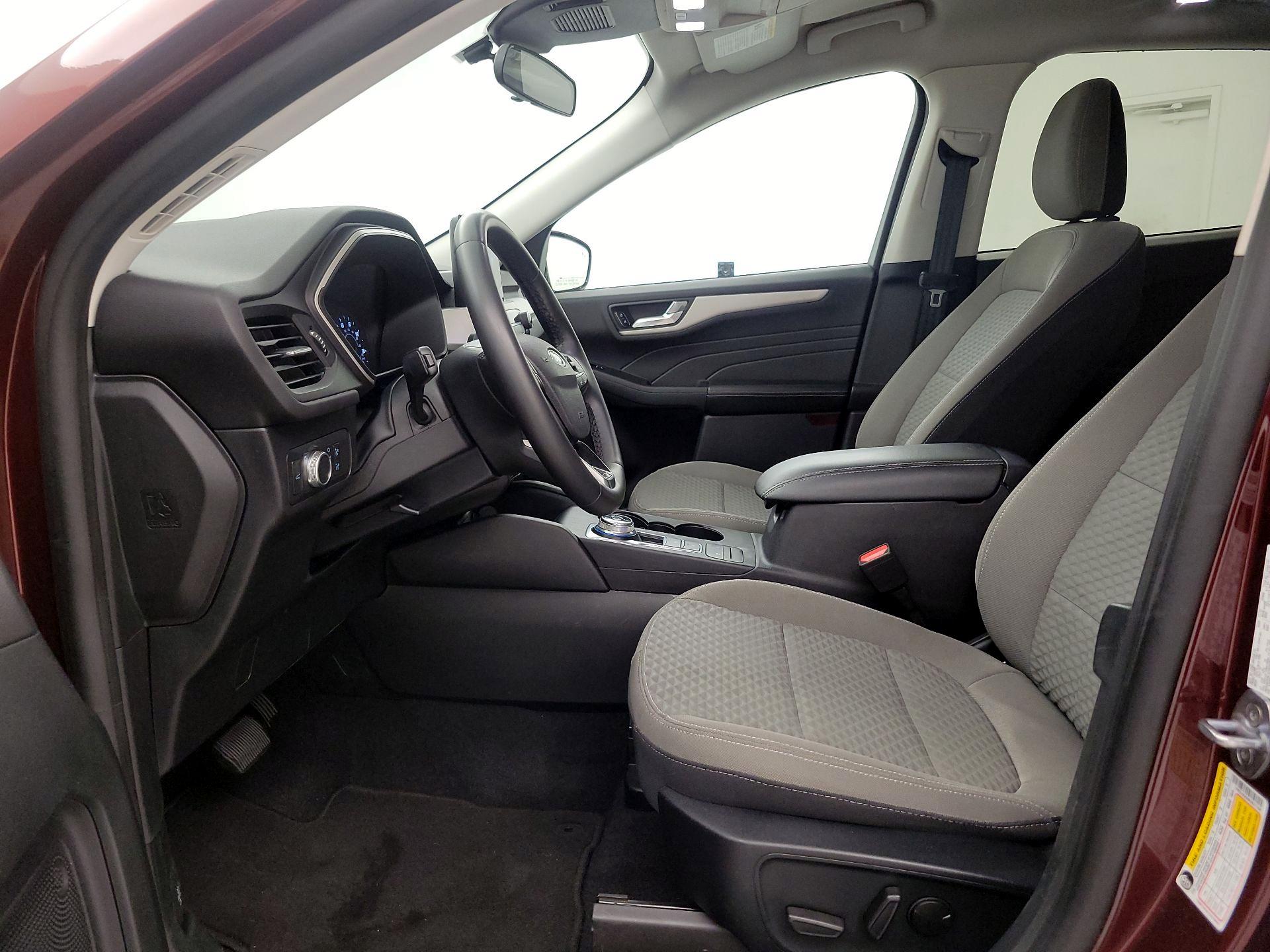 Thumbnail: 2021 Ford Escape - 11