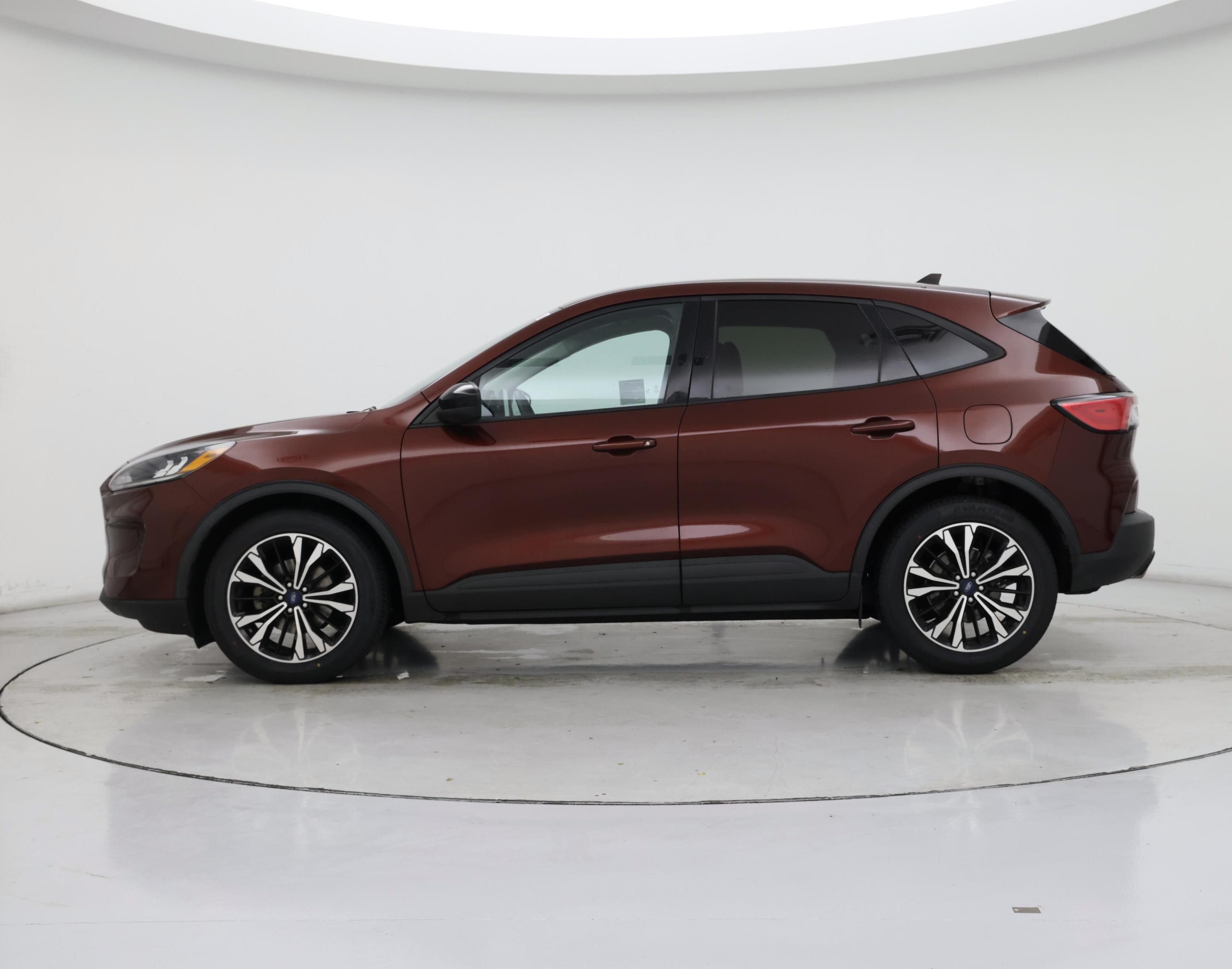 Thumbnail: 2021 Ford Escape - 3
