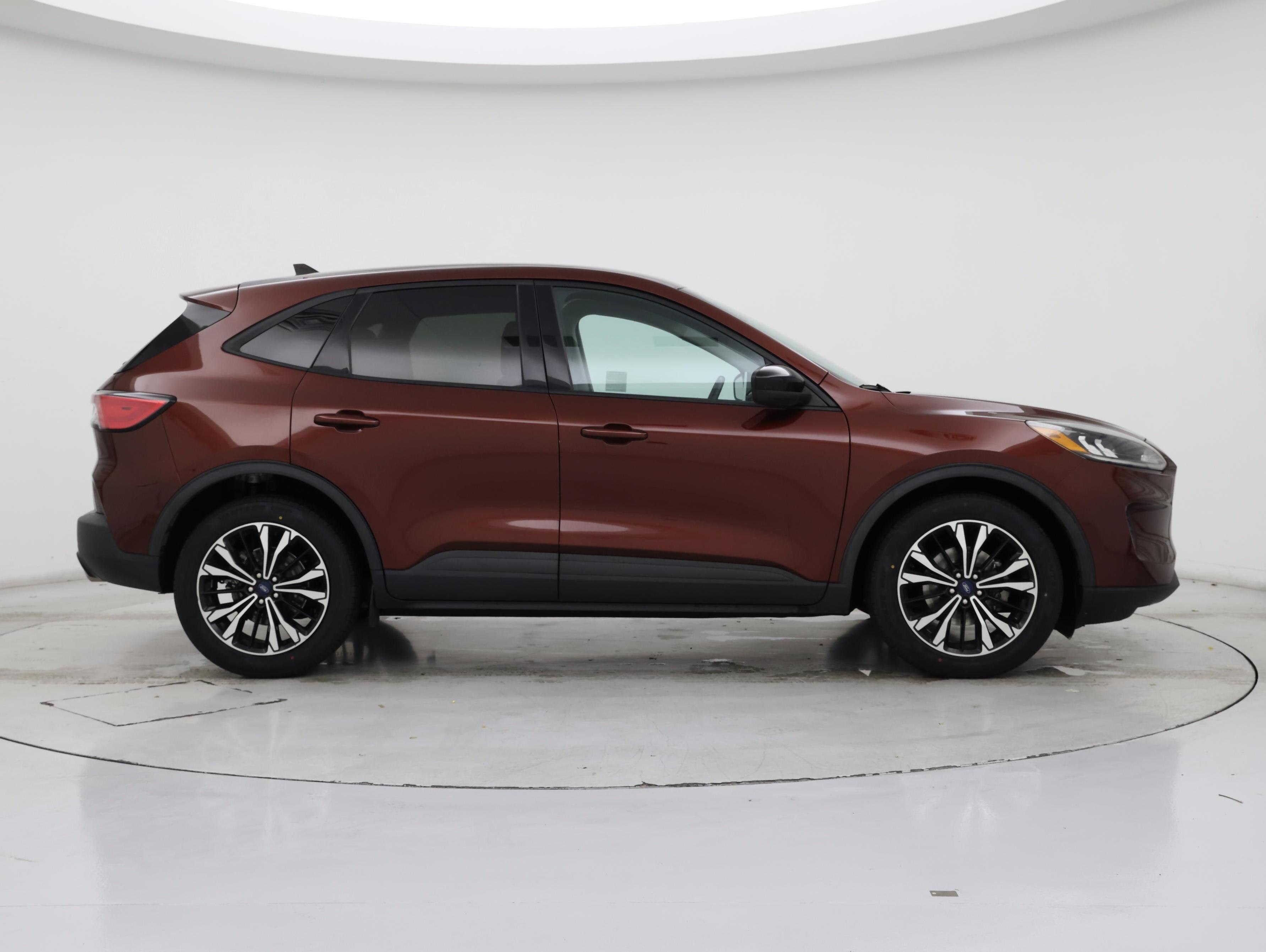 Thumbnail: 2021 Ford Escape - 7