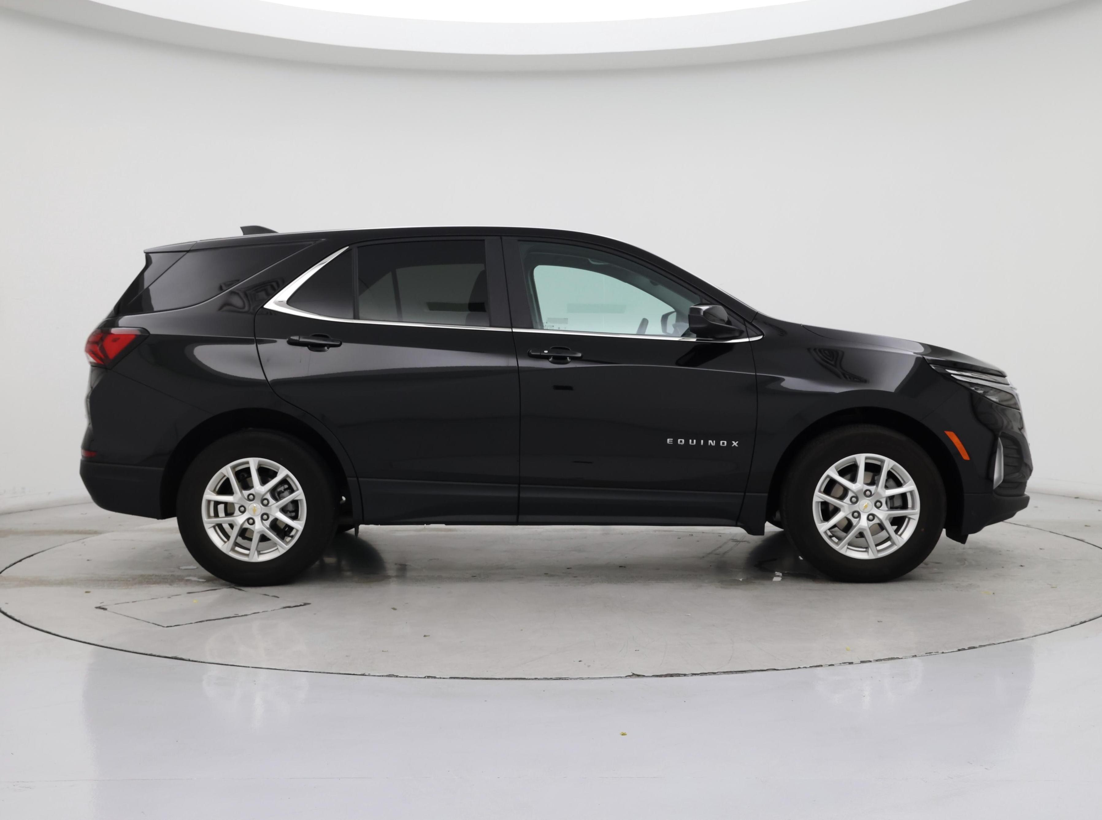 Thumbnail: 2022 Chevrolet Equinox - 7
