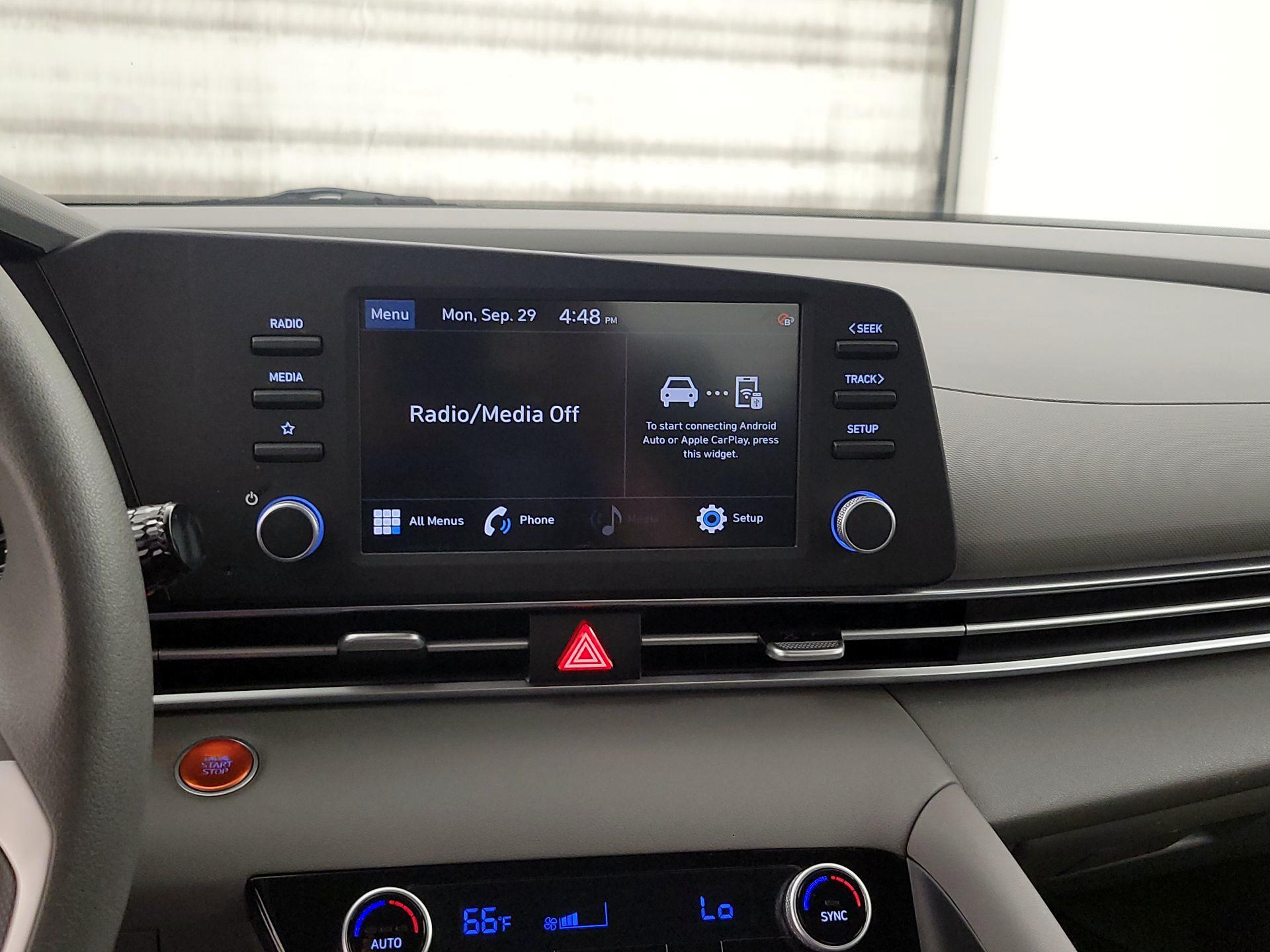 Thumbnail: 2023 Hyundai Elantra - 15