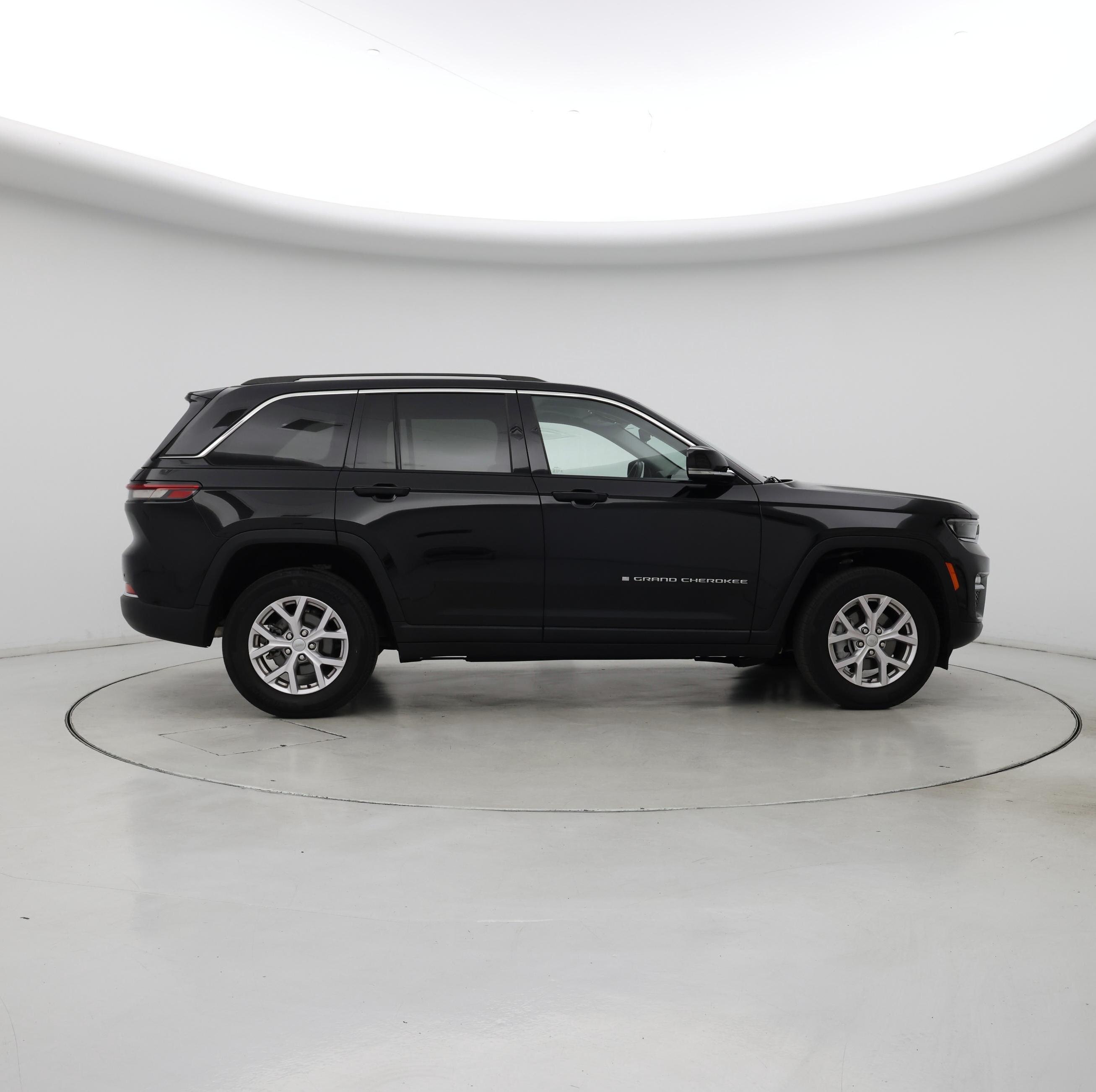 Thumbnail: 2022 Jeep Grand Cherokee - 7