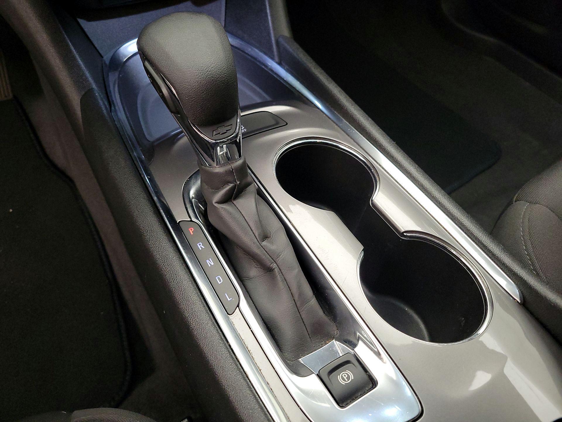 Thumbnail: 2023 Chevrolet Malibu - 17