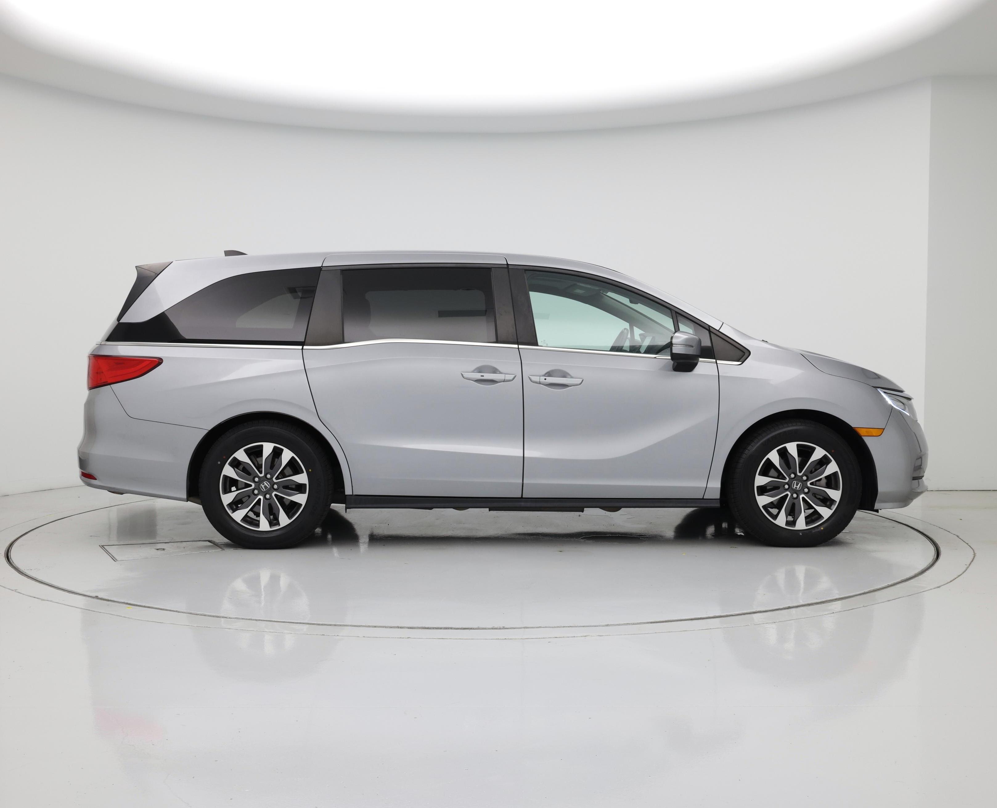 Thumbnail: 2021 Honda Odyssey - 7