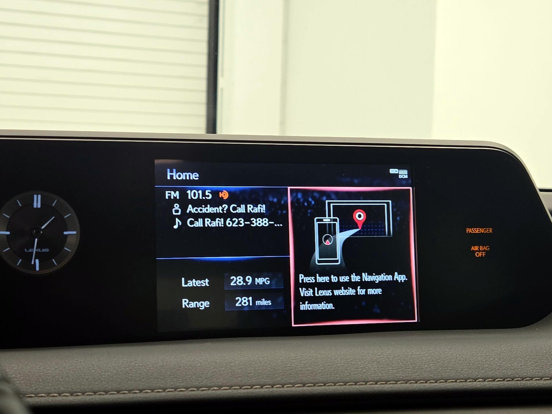 Thumbnail: 2021 Lexus UX - 14