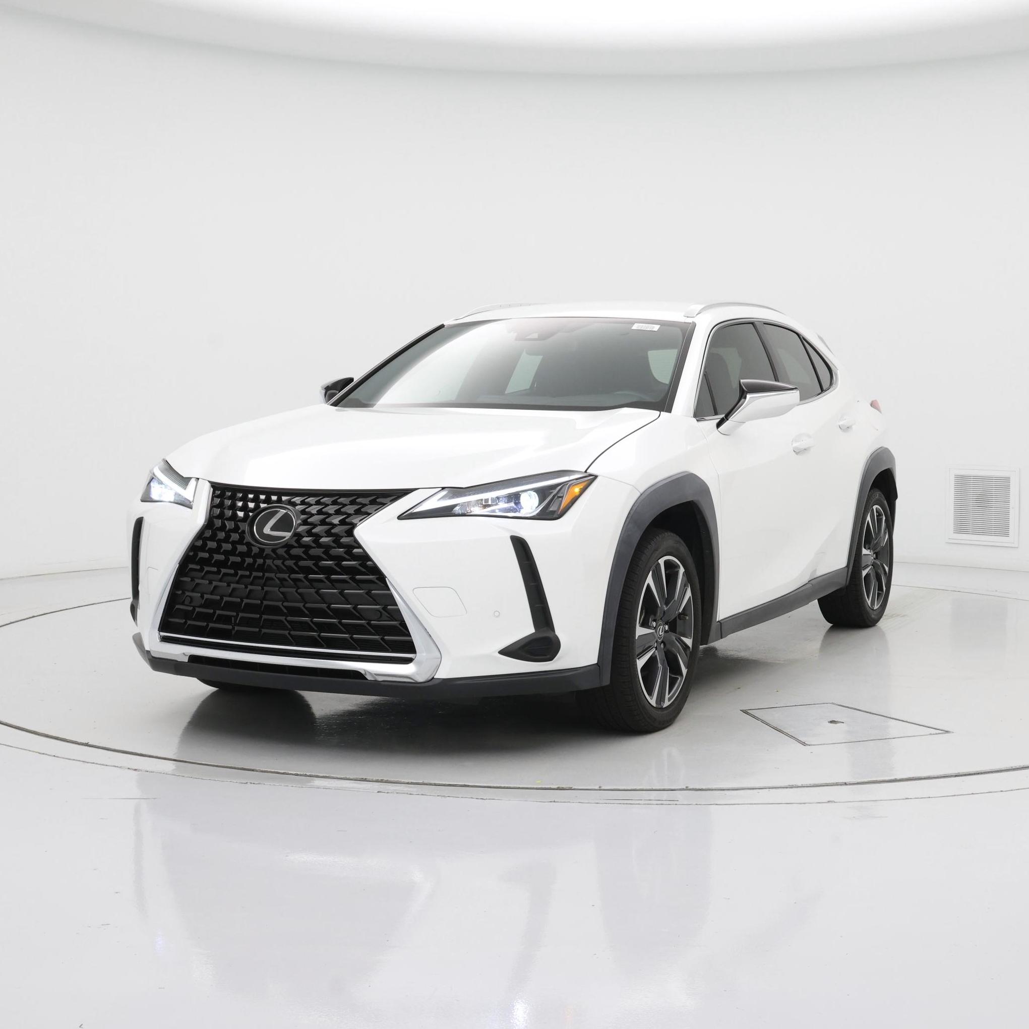Thumbnail: 2021 Lexus UX - 4