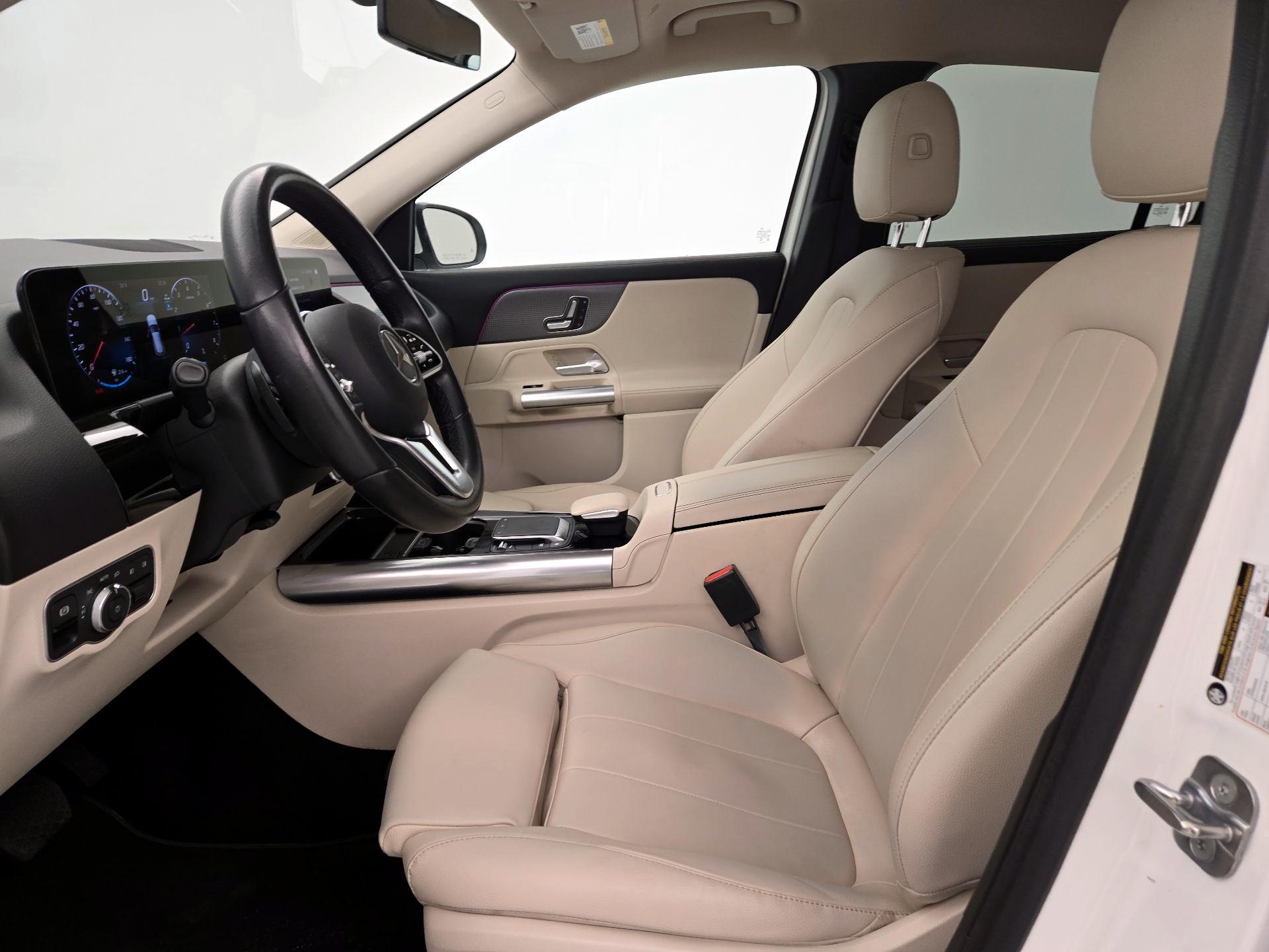 Thumbnail: 2023 Mercedes-Benz GLA - 11