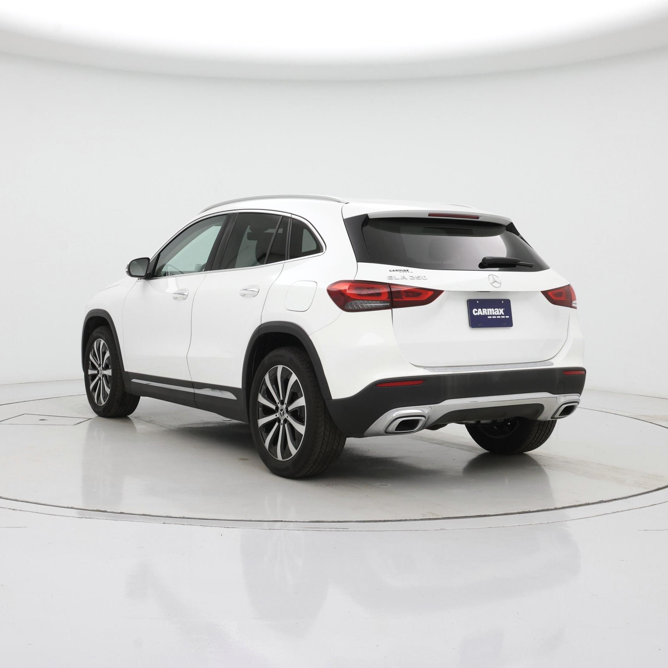Thumbnail: 2023 Mercedes-Benz GLA - 2