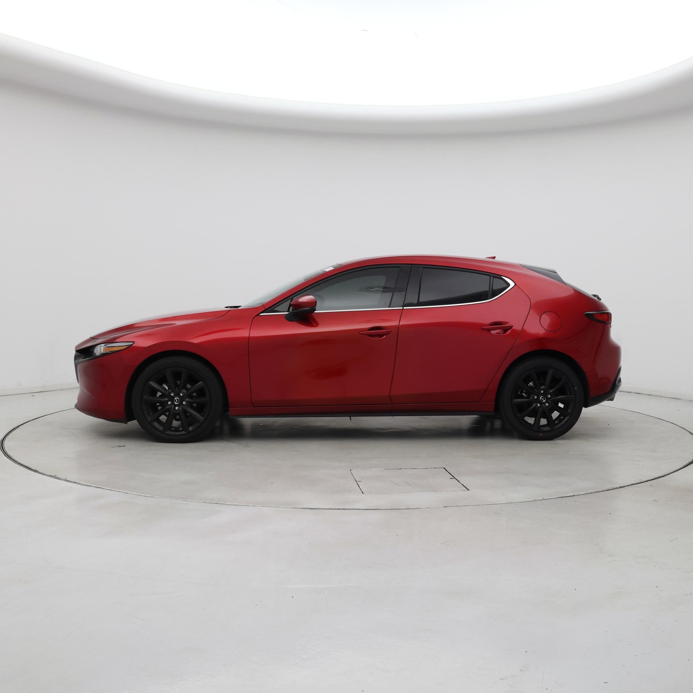 Thumbnail: 2022 Mazda Mazda3 - 3