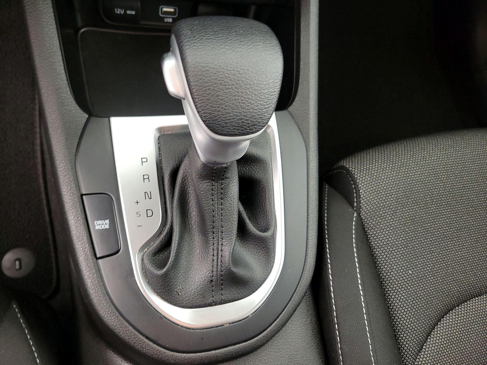 Thumbnail: 2023 Kia Forte - 17