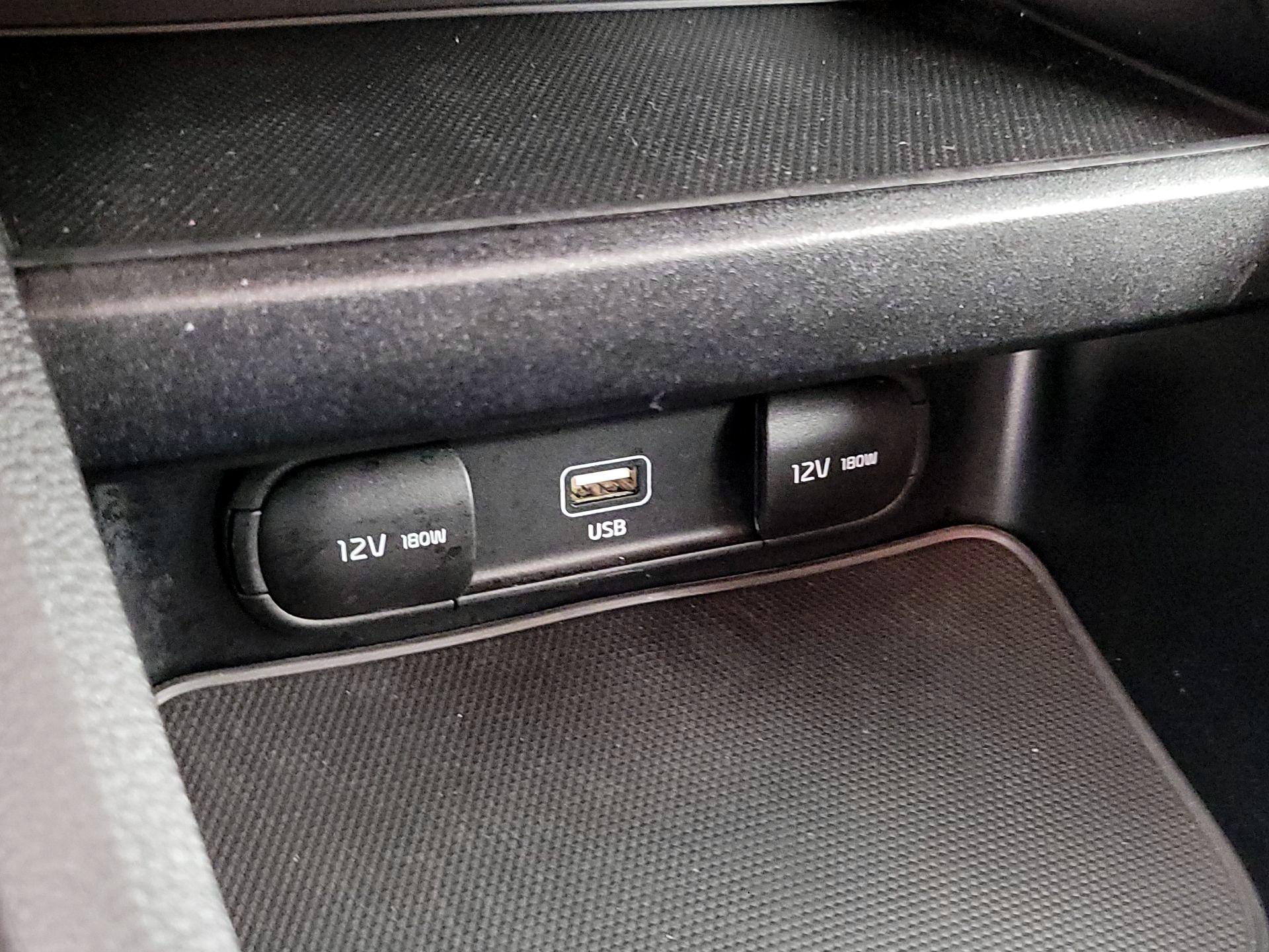 Thumbnail: 2023 Kia Forte - 18