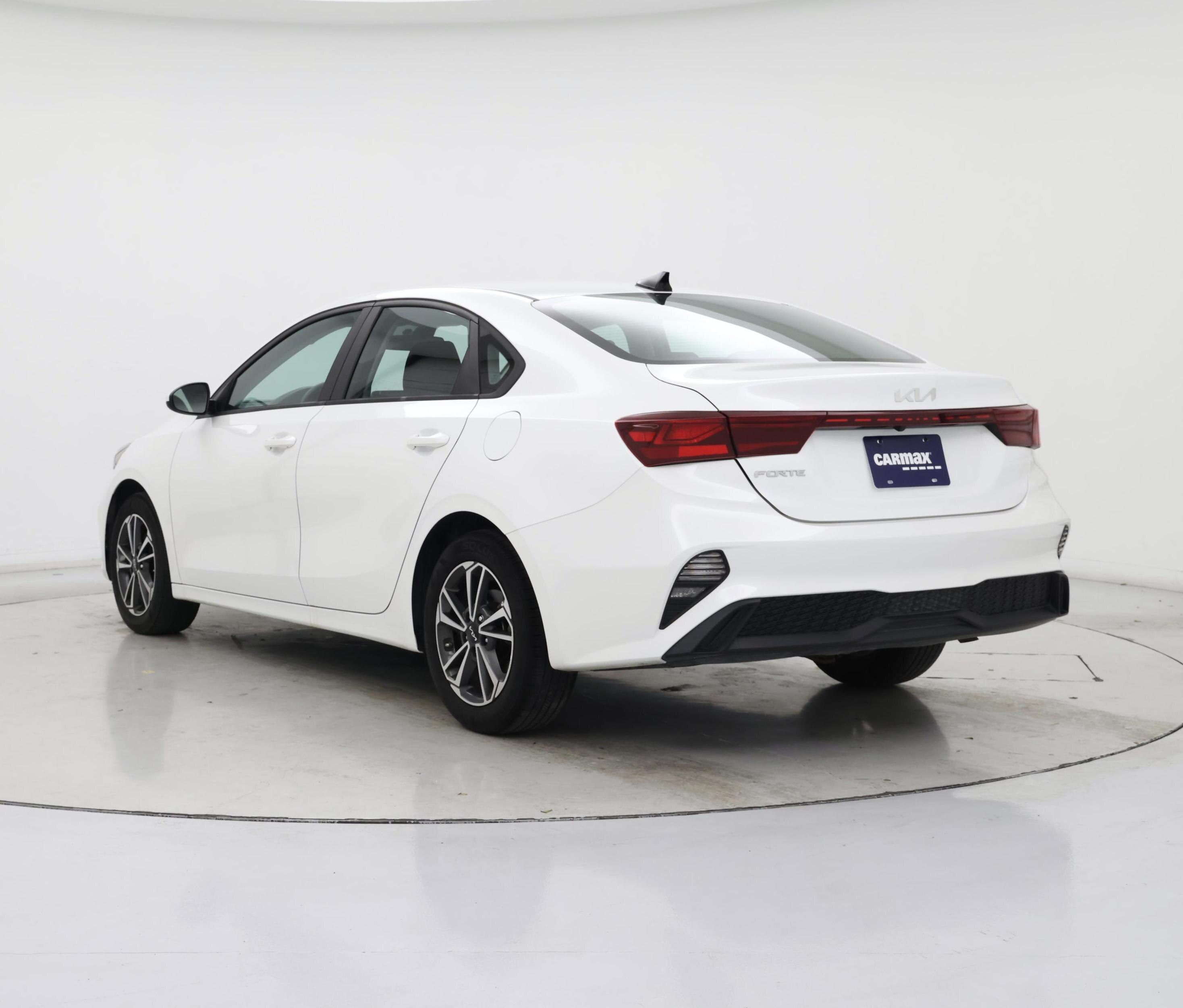 Thumbnail: 2023 Kia Forte - 2