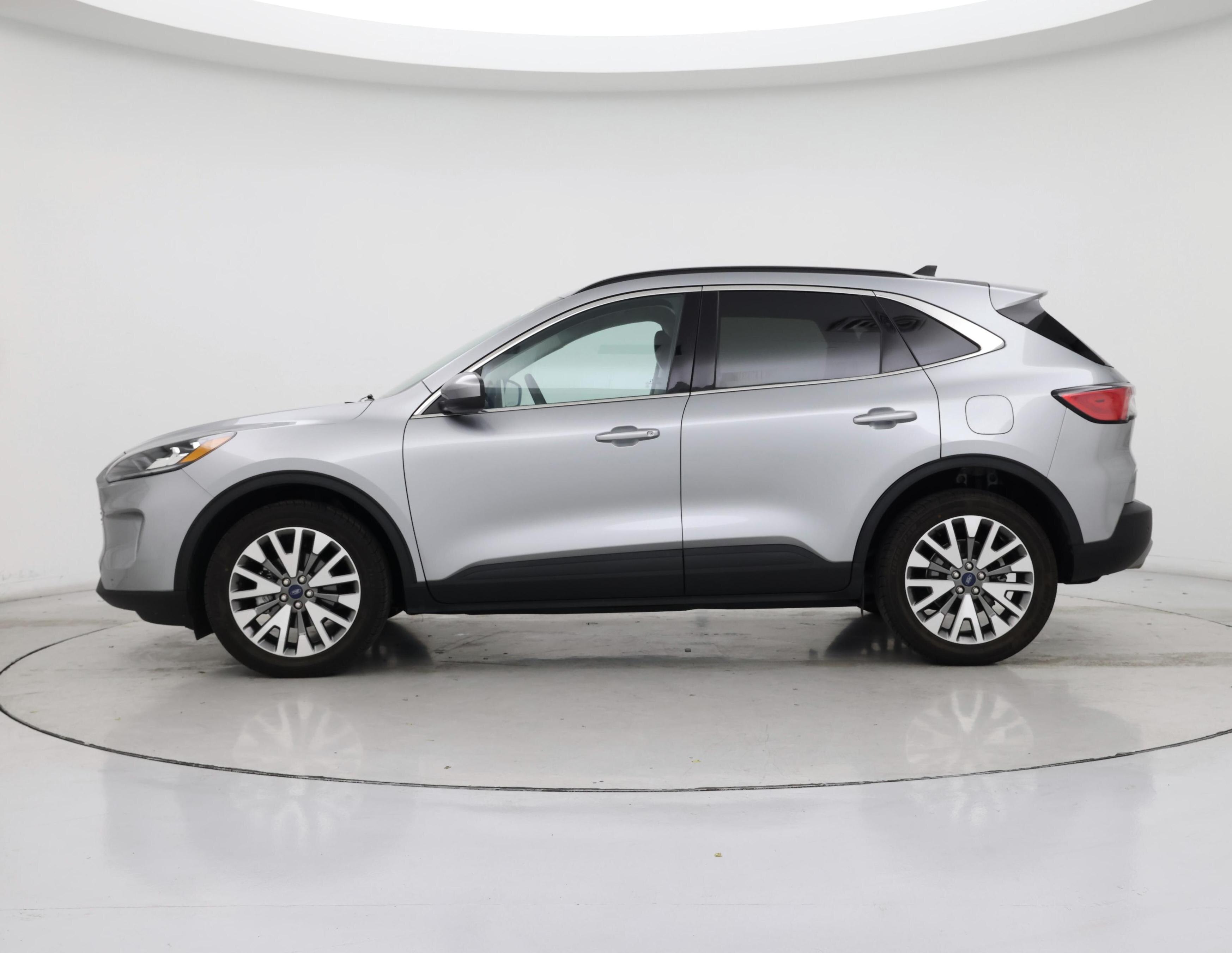 Thumbnail: 2022 Ford Escape - 3