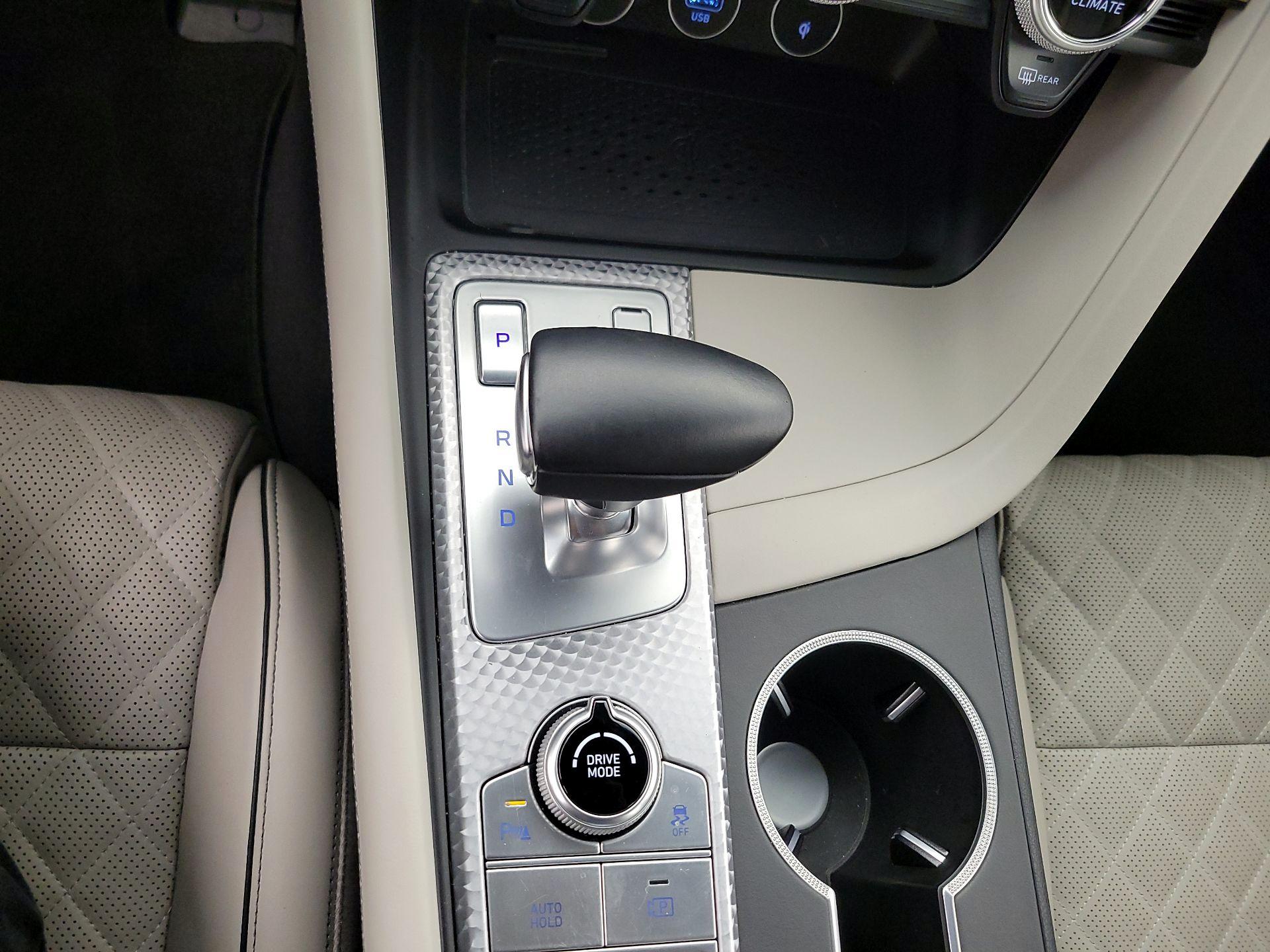 Thumbnail: 2023 Genesis G70 - 18
