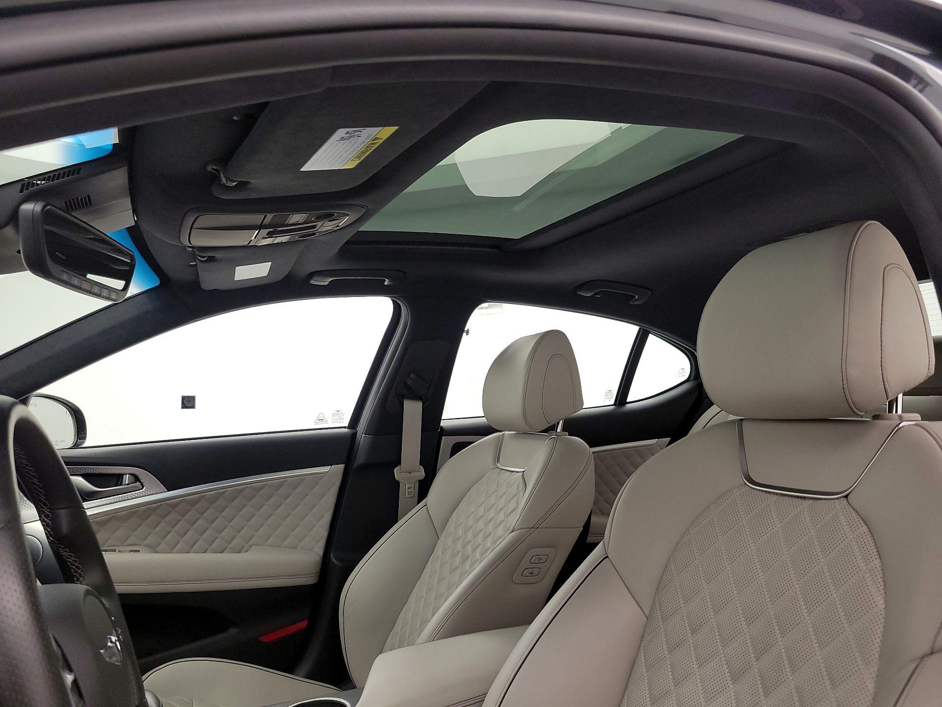 Thumbnail: 2023 Genesis G70 - 20