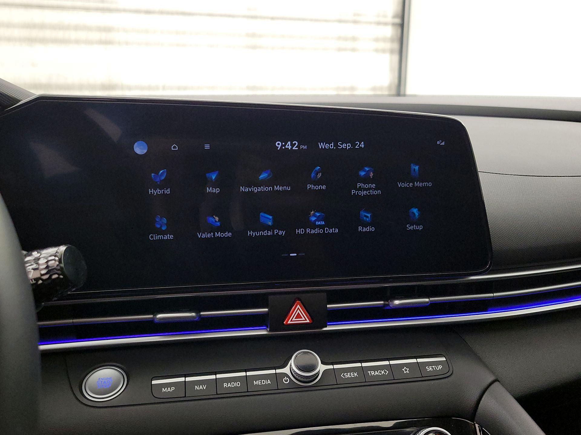Thumbnail: 2023 Hyundai Elantra - 16