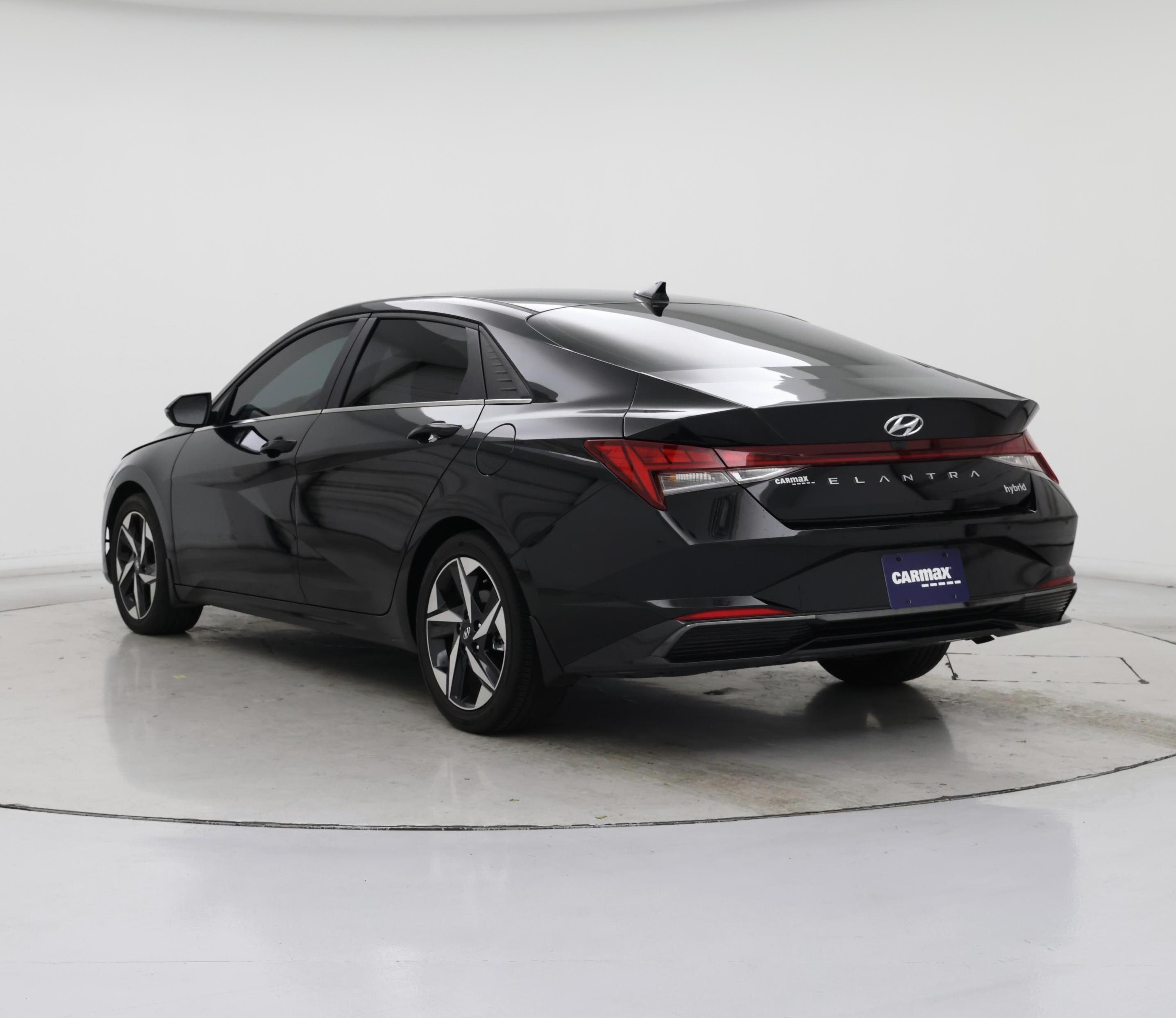 Thumbnail: 2023 Hyundai Elantra - 2