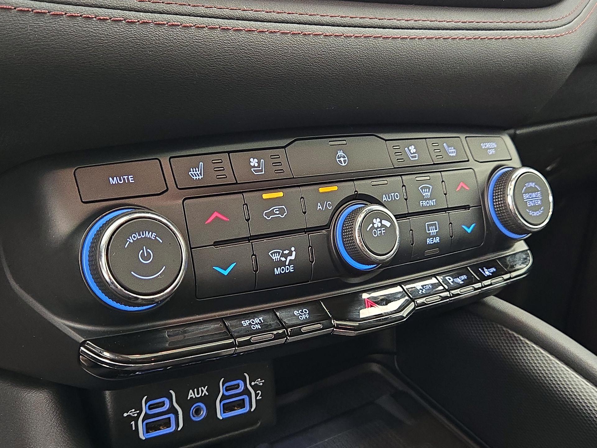 Thumbnail: 2022 Dodge Durango - 17