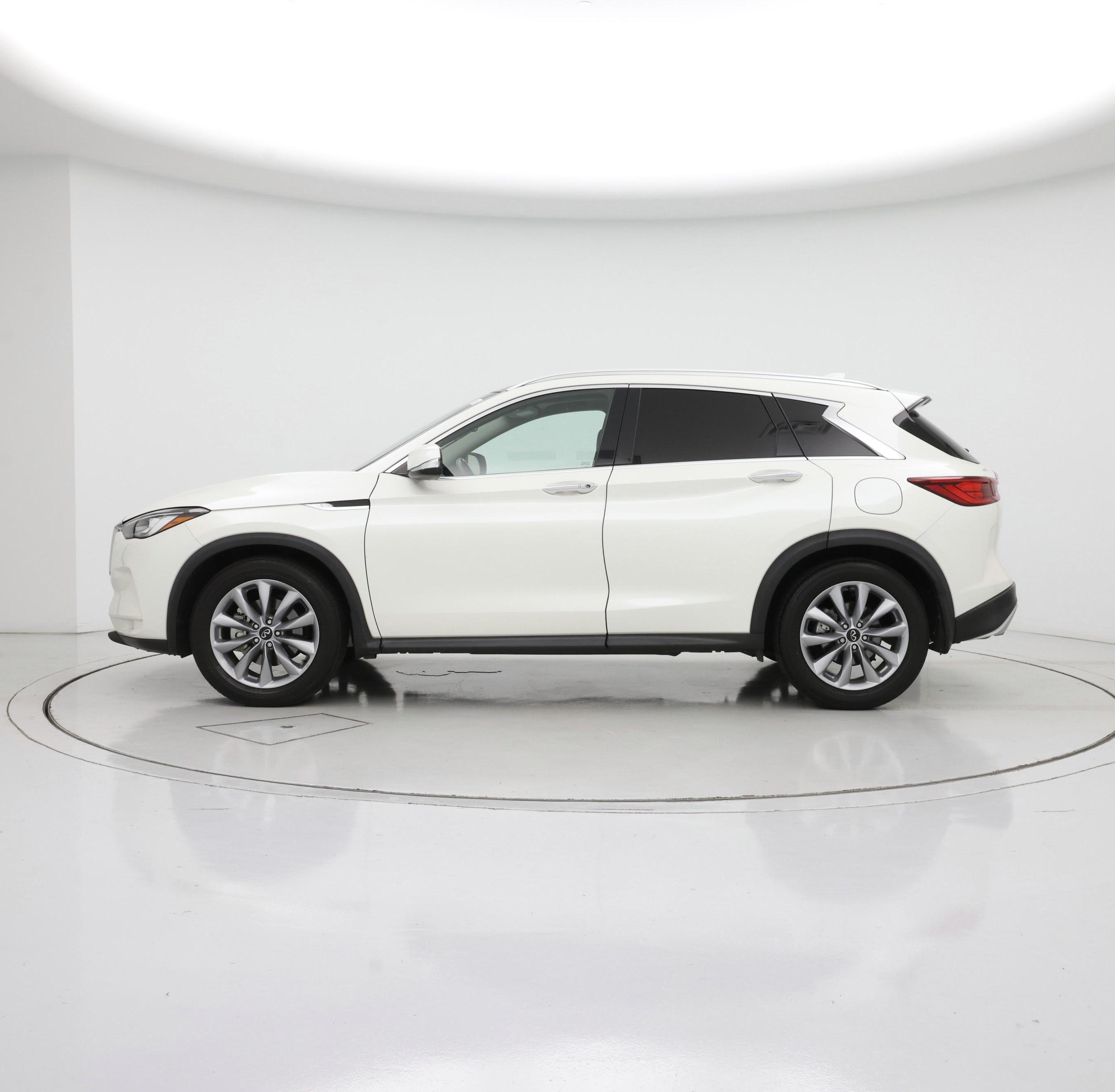Thumbnail: 2022 INFINITI QX50 - 3