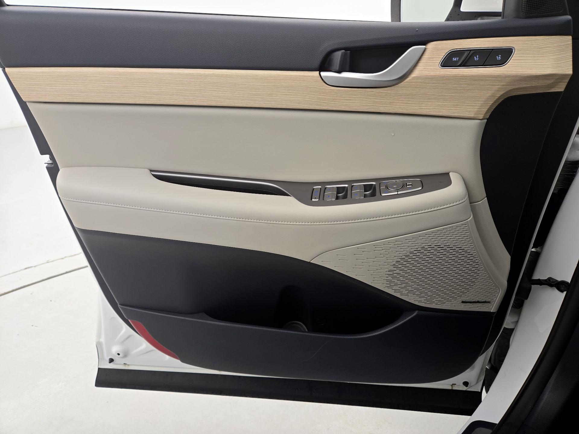 Thumbnail: 2024 Hyundai Palisade - 12