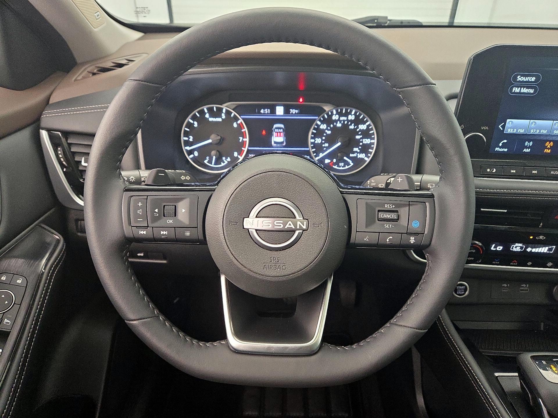 Thumbnail: 2023 Nissan Rogue - 10