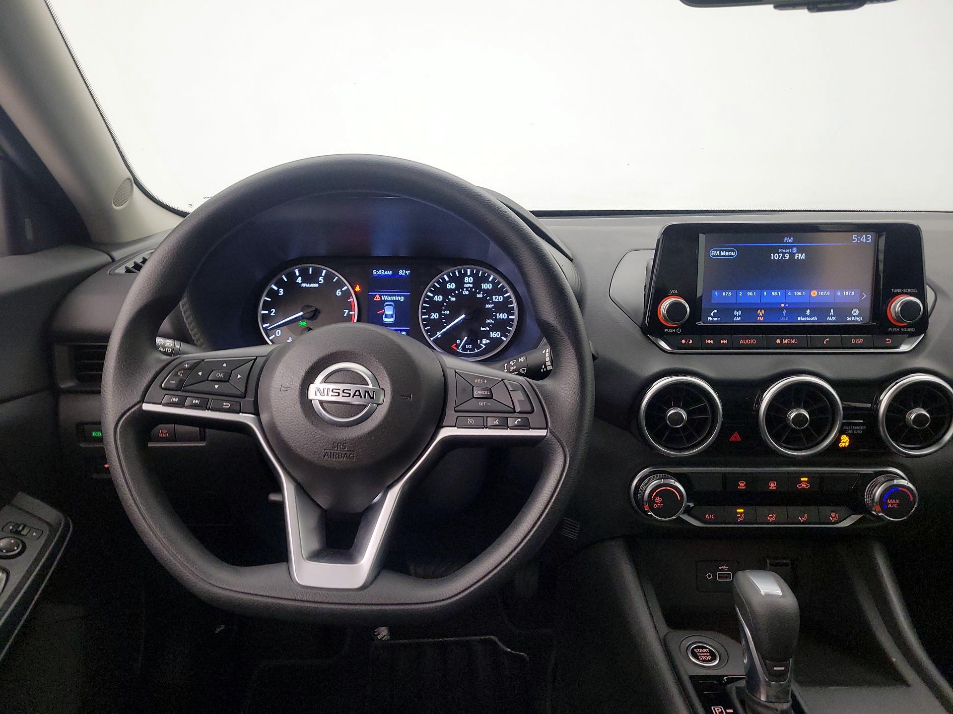 Thumbnail: 2022 Nissan Sentra - 10