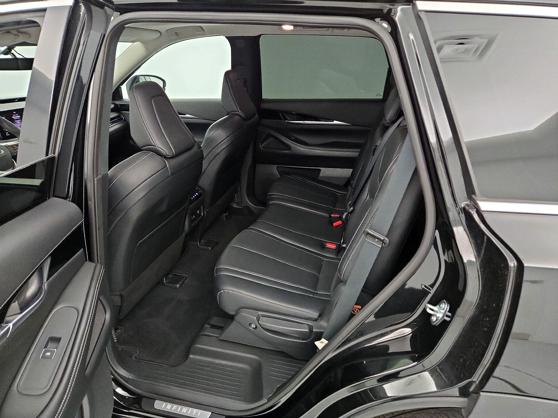 Thumbnail: 2024 INFINITI QX60 - 20