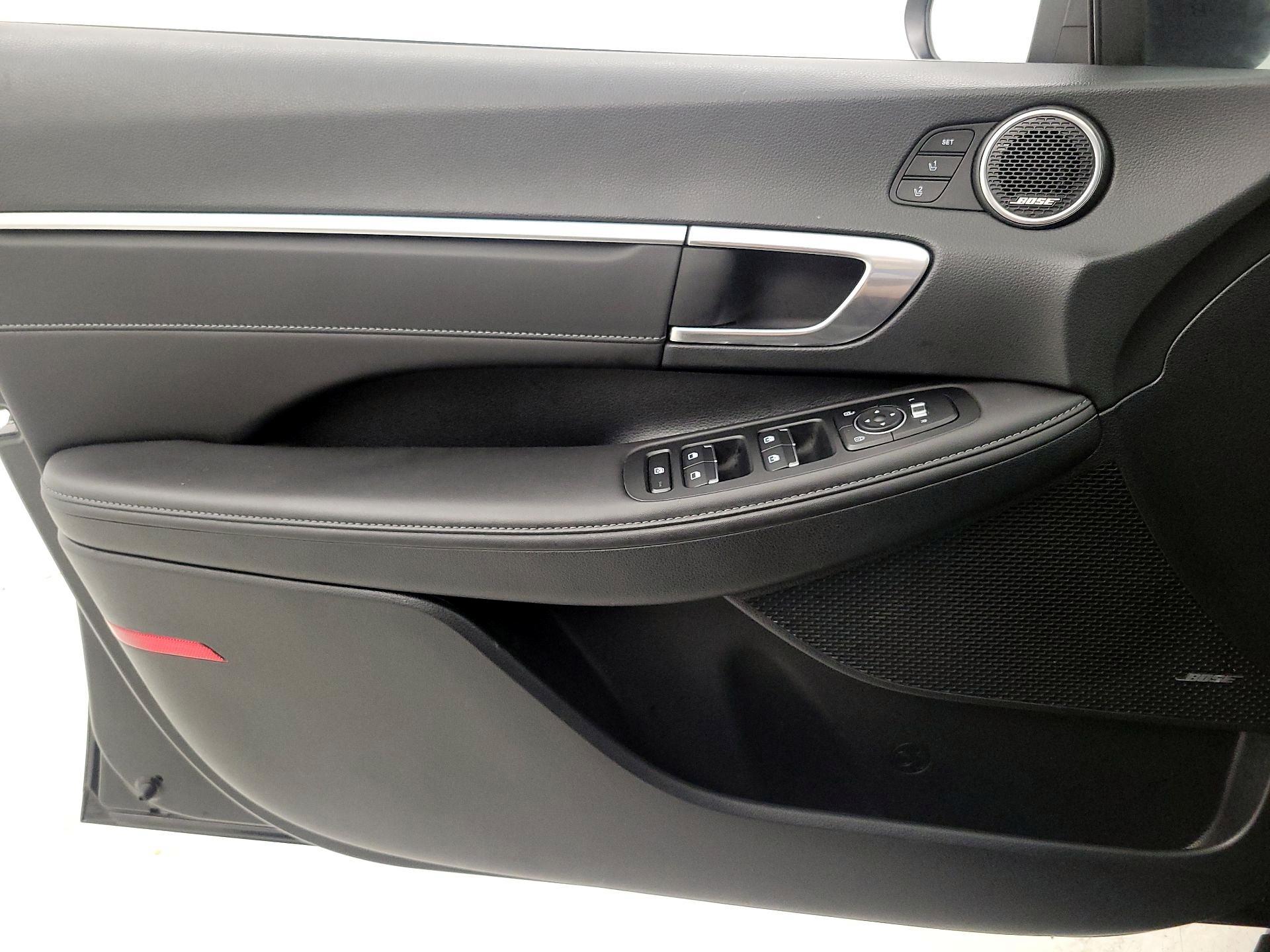 Thumbnail: 2022 Hyundai Sonata - 12