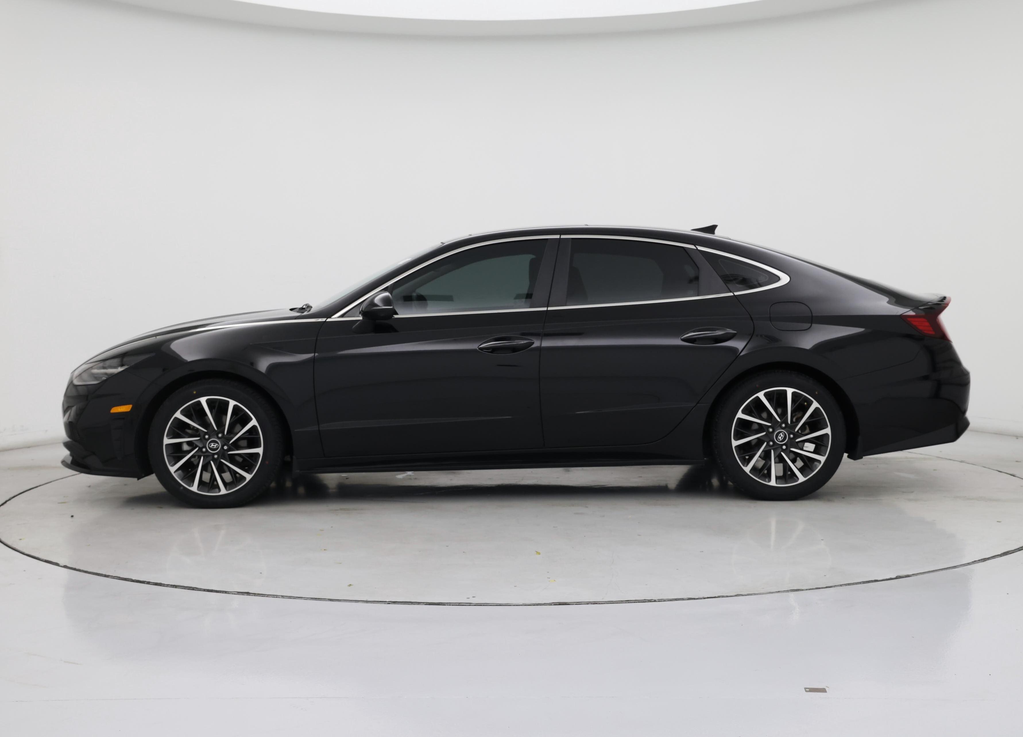 Thumbnail: 2022 Hyundai Sonata - 3