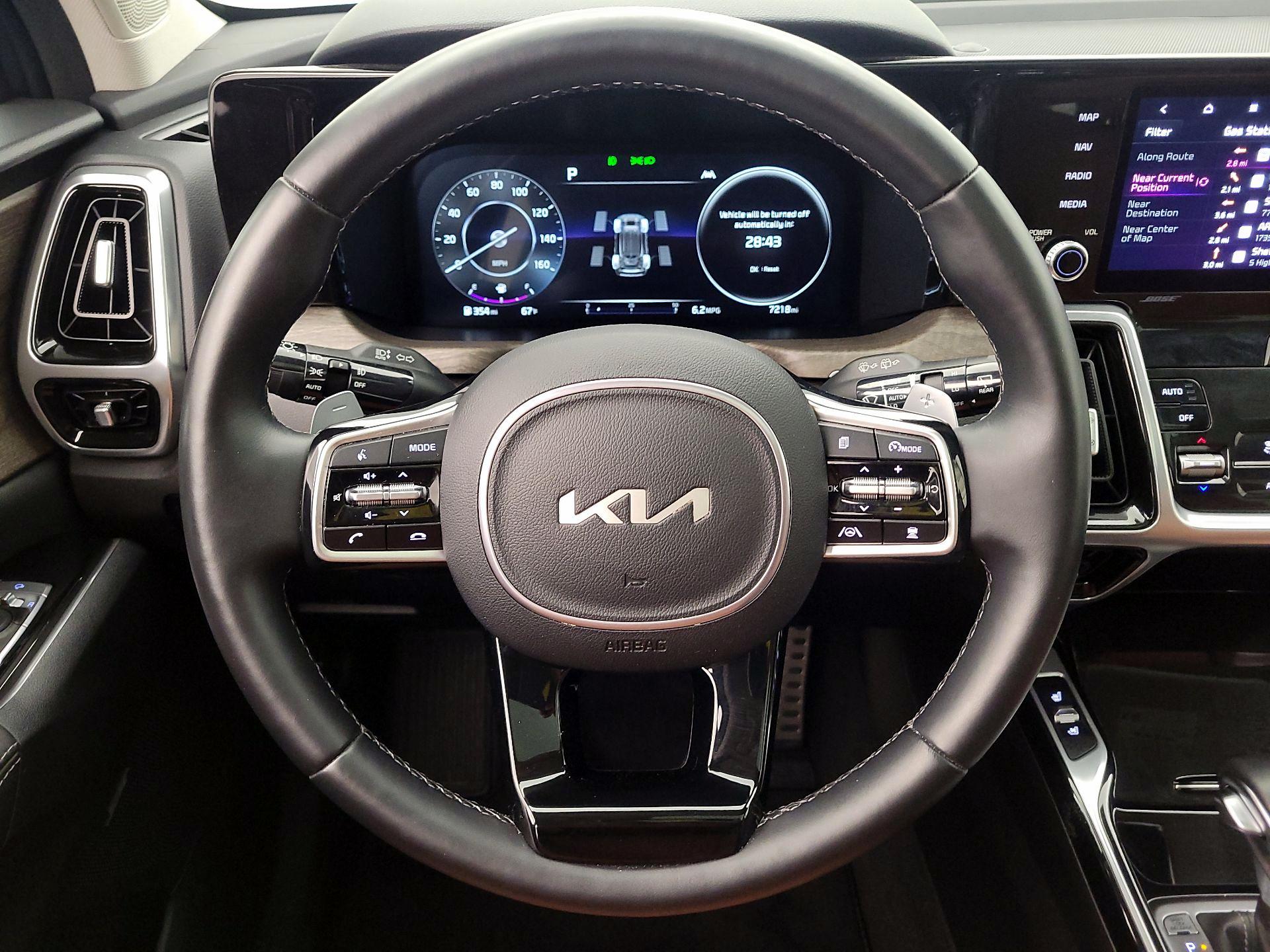 Thumbnail: 2023 Kia Sorento - 10