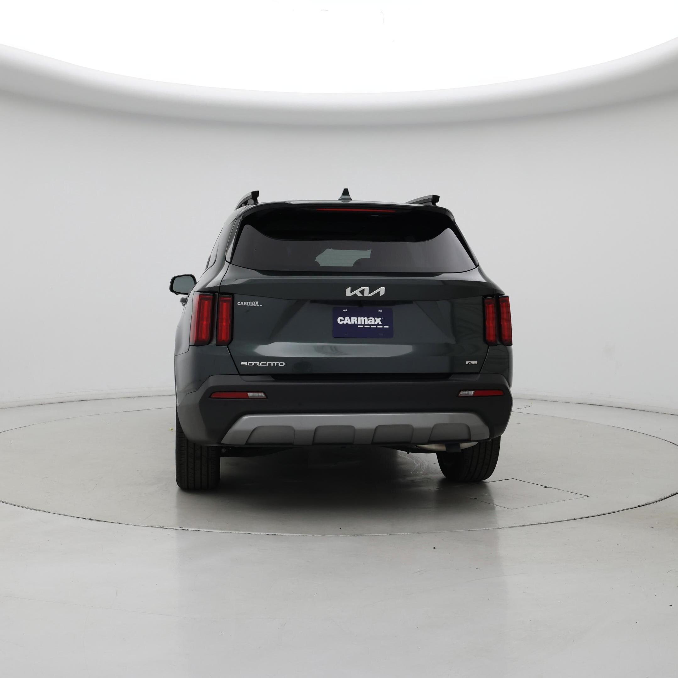 Thumbnail: 2023 Kia Sorento - 6