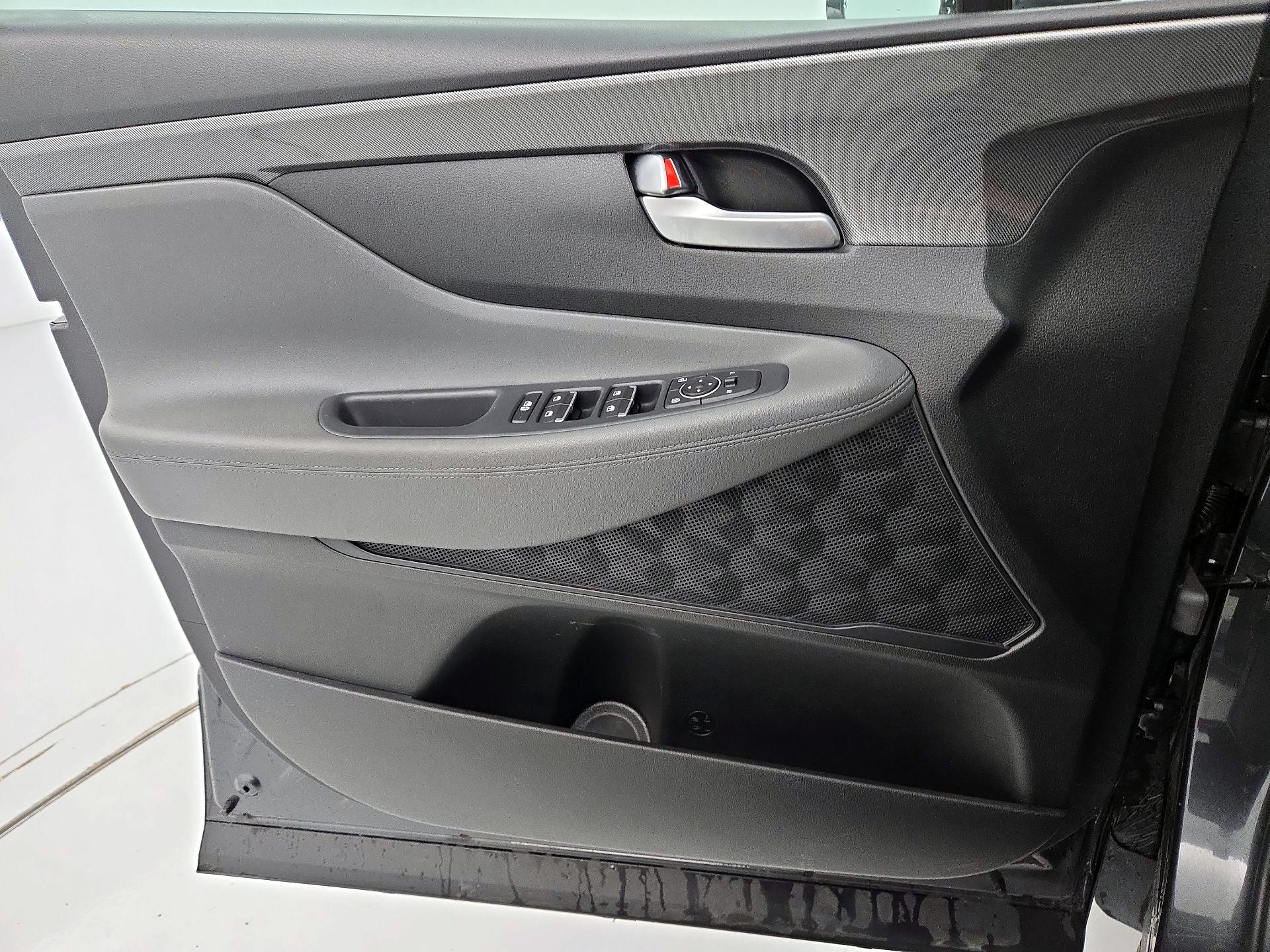 Thumbnail: 2023 Hyundai Santa Fe - 12