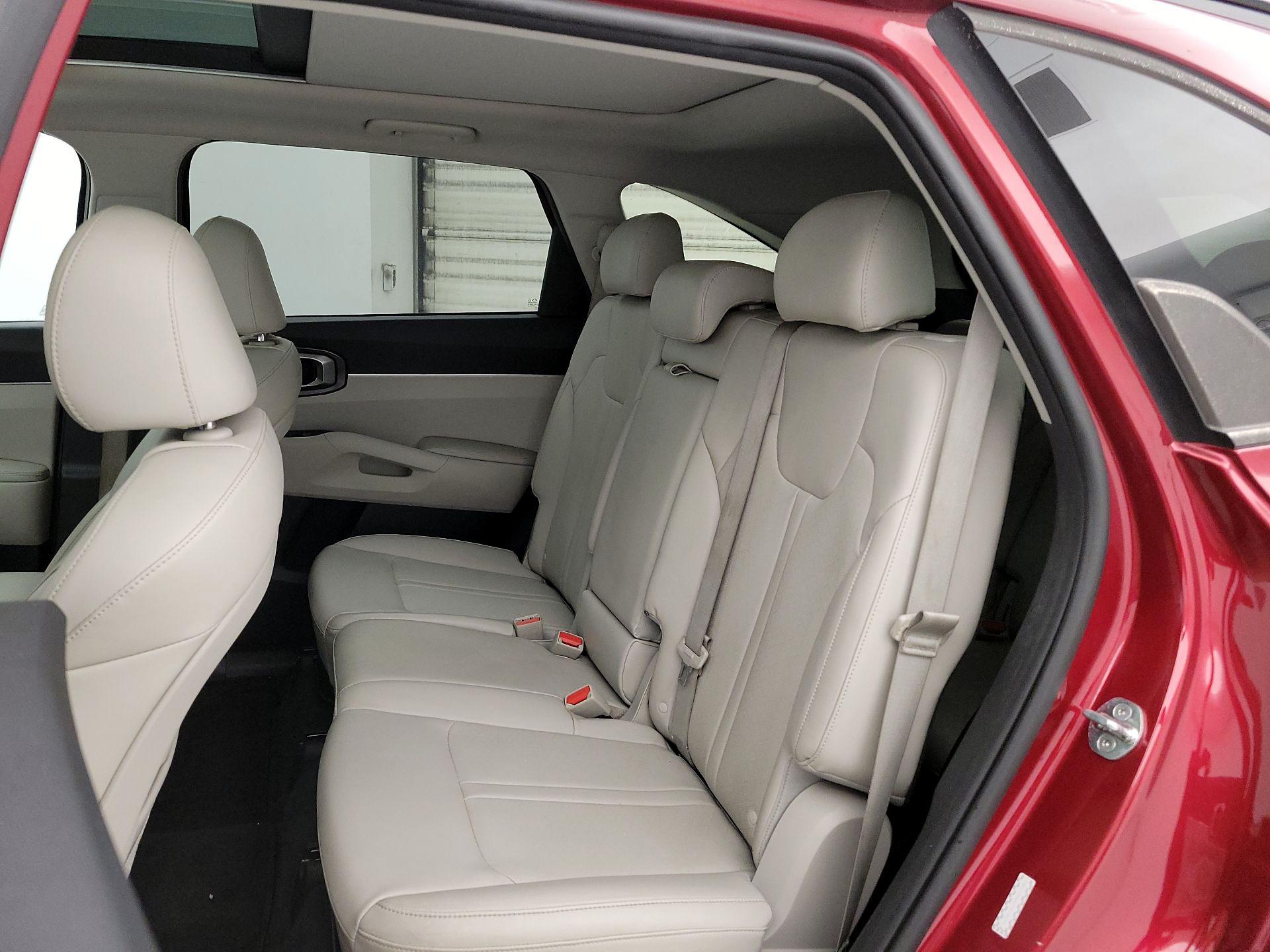 Thumbnail: 2021 Kia Sorento - 20