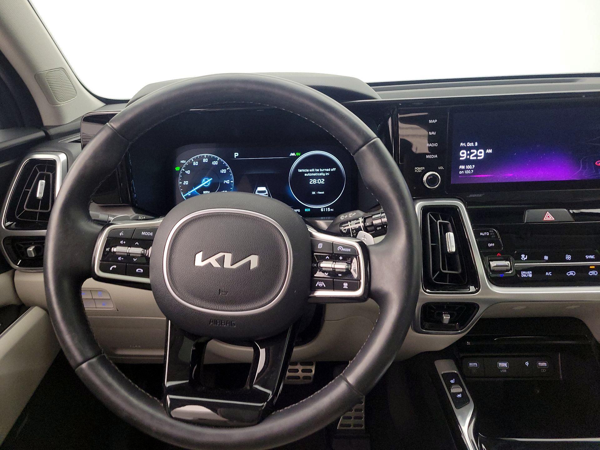Thumbnail: 2023 Kia Sorento - 10