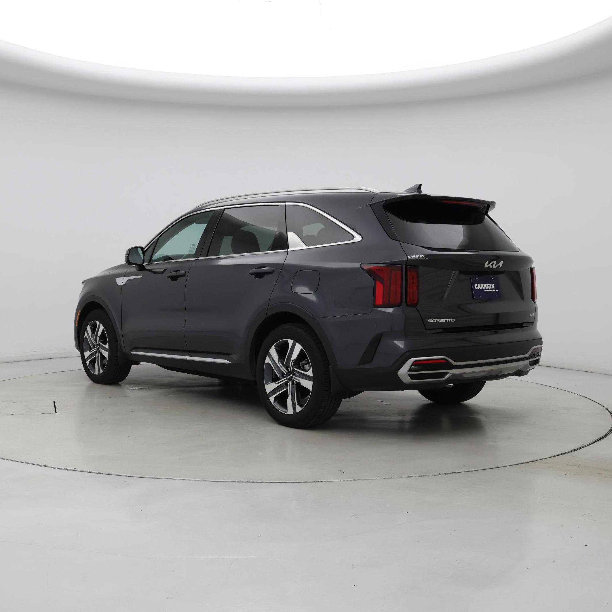 Thumbnail: 2023 Kia Sorento - 2