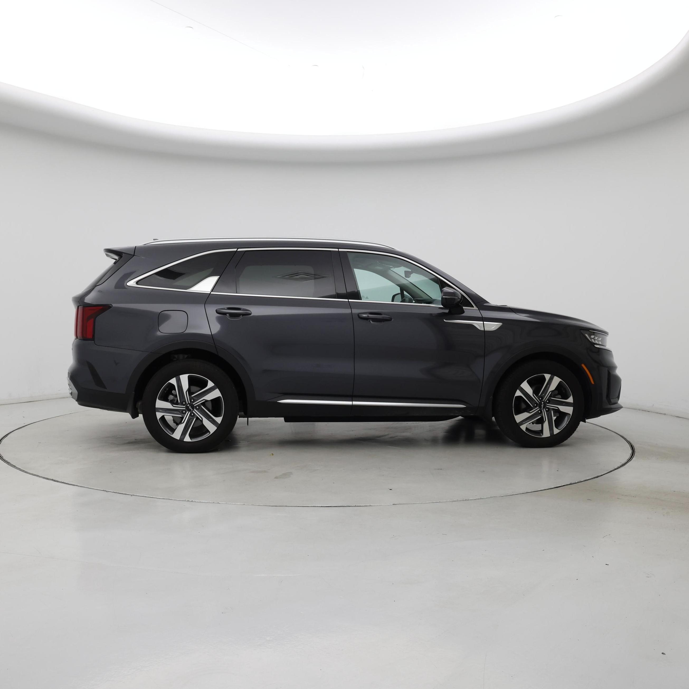 Thumbnail: 2023 Kia Sorento - 7