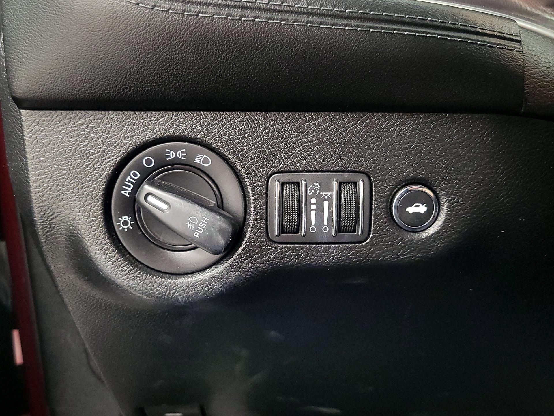 Thumbnail: 2020 Dodge Challenger - 13