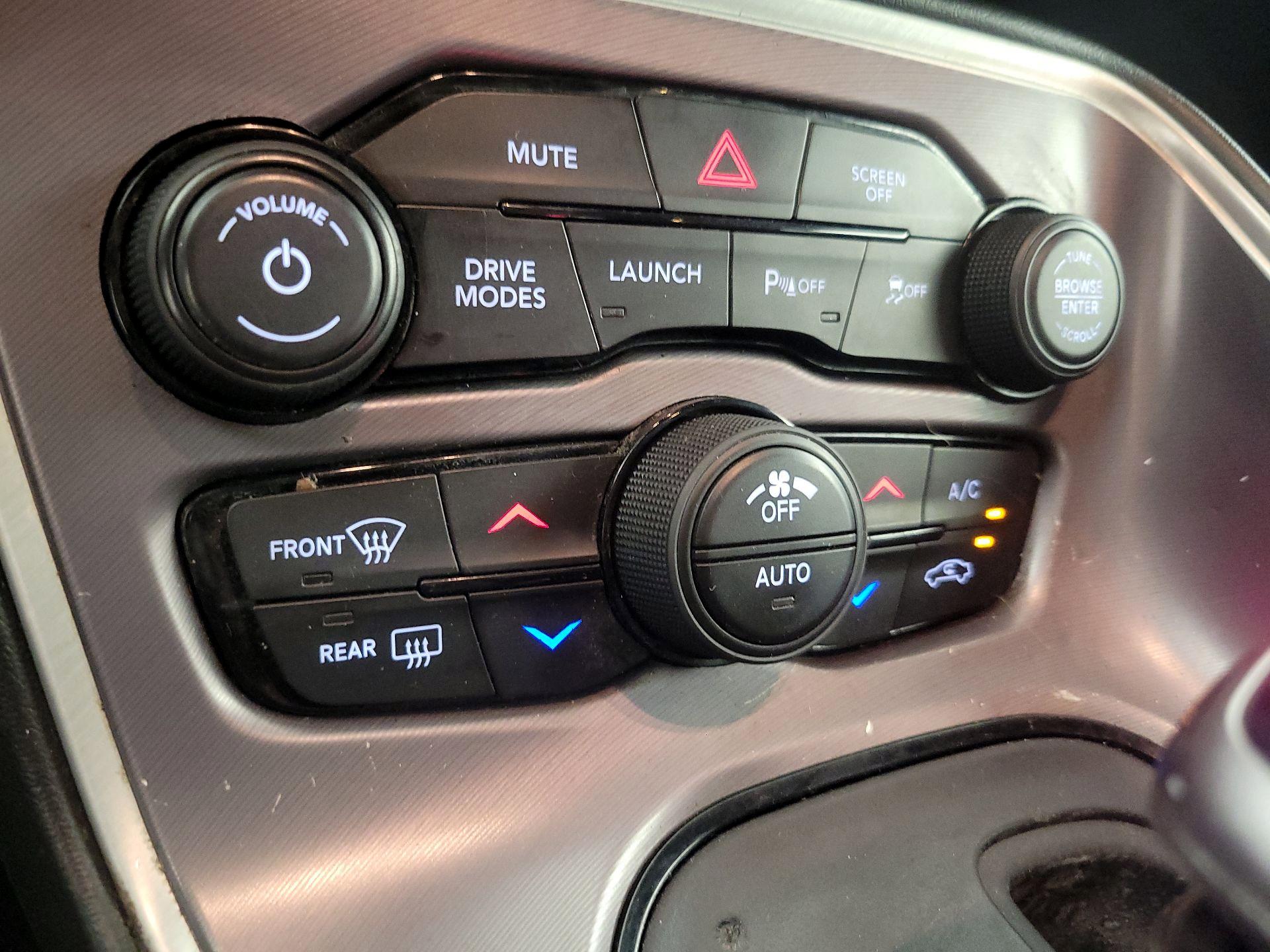 Thumbnail: 2020 Dodge Challenger - 17