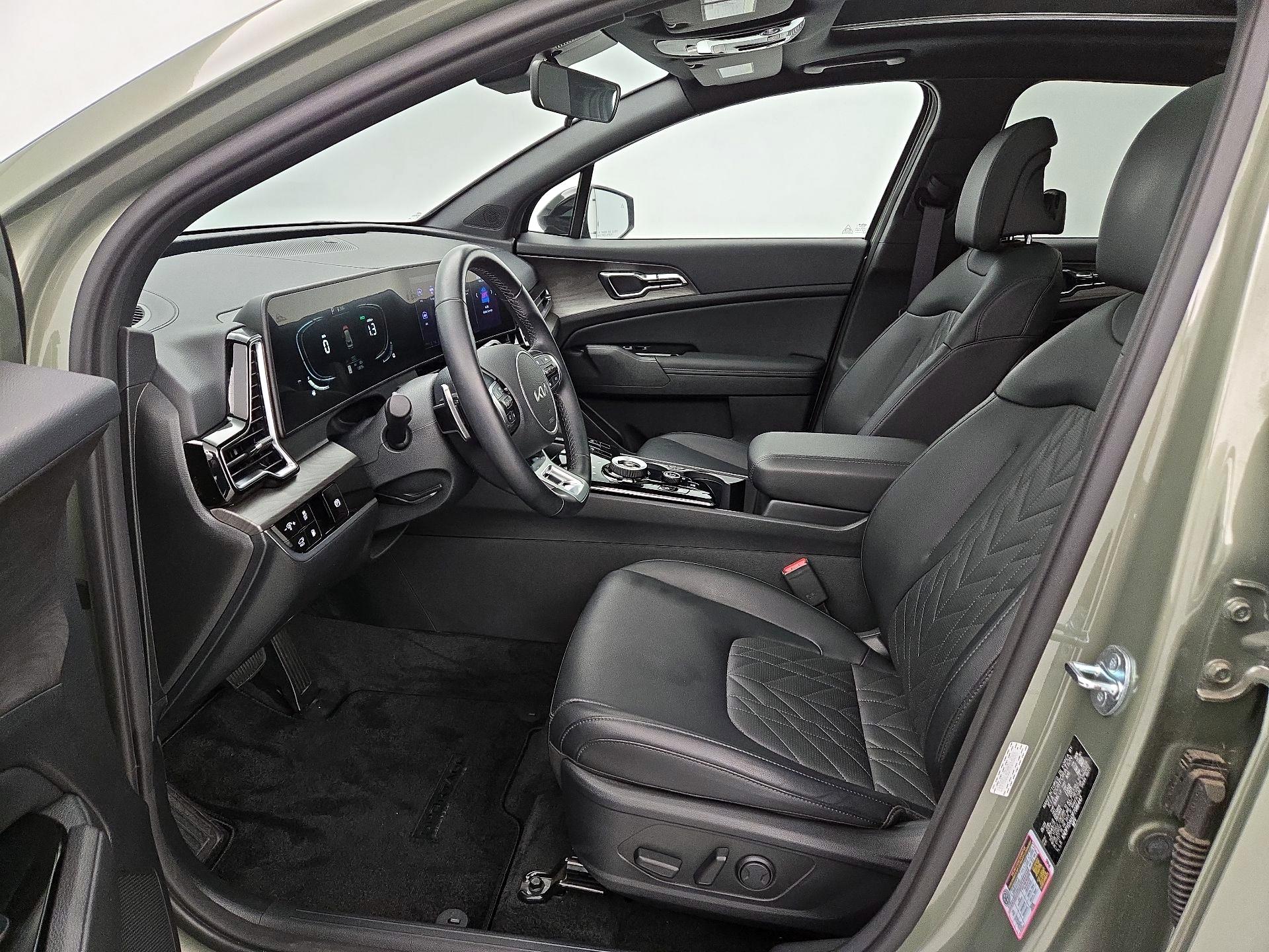 Thumbnail: 2023 Kia Sportage - 11