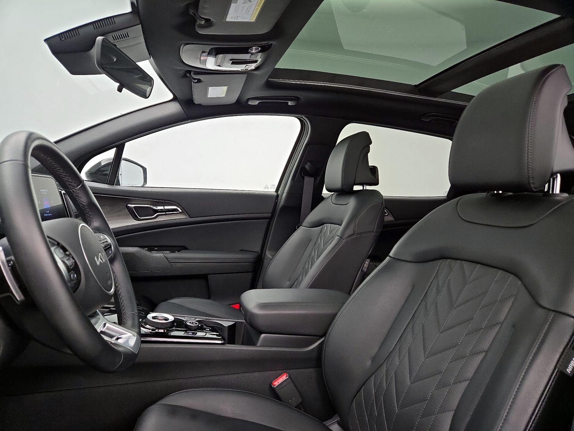 Thumbnail: 2023 Kia Sportage - 20