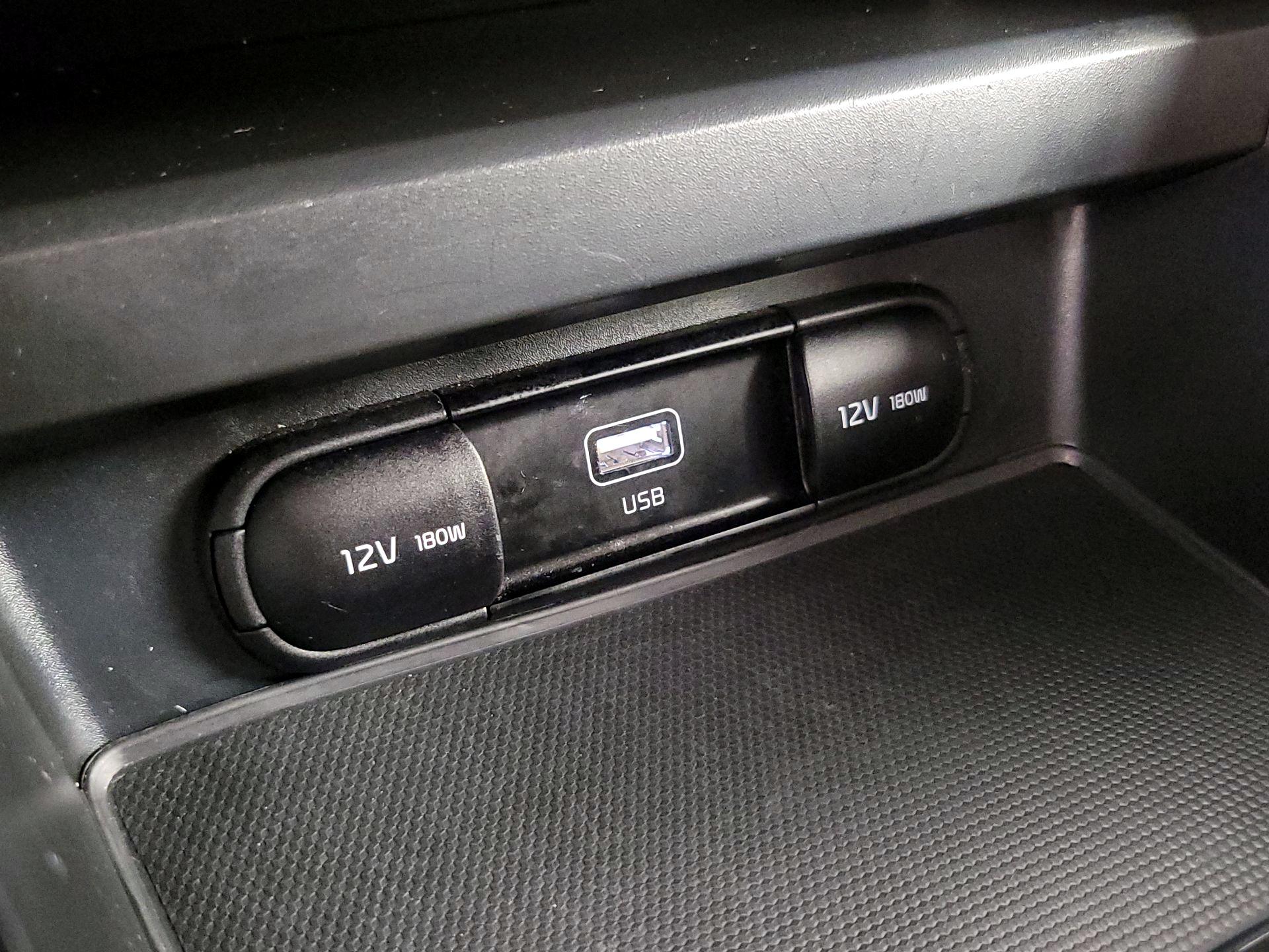 Thumbnail: 2023 Kia Soul - 18